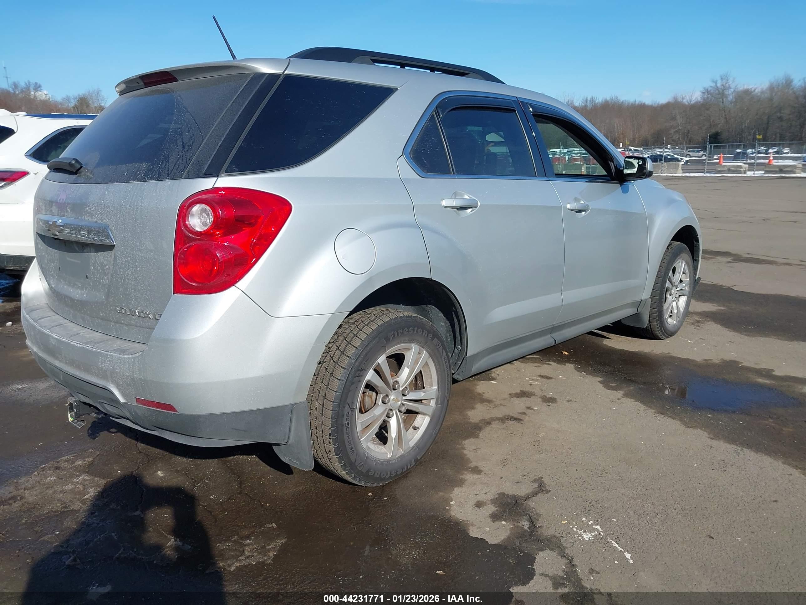 CHEVROLET EQUINOX image 4