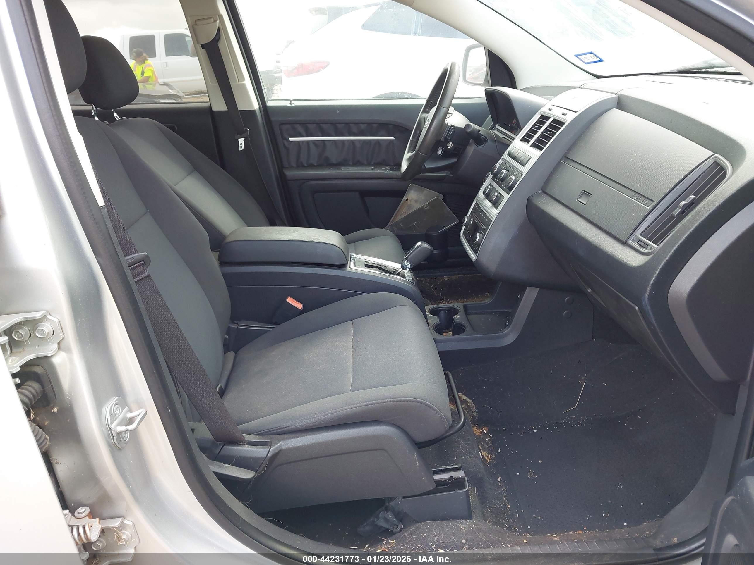 DODGE JOURNEY image 5