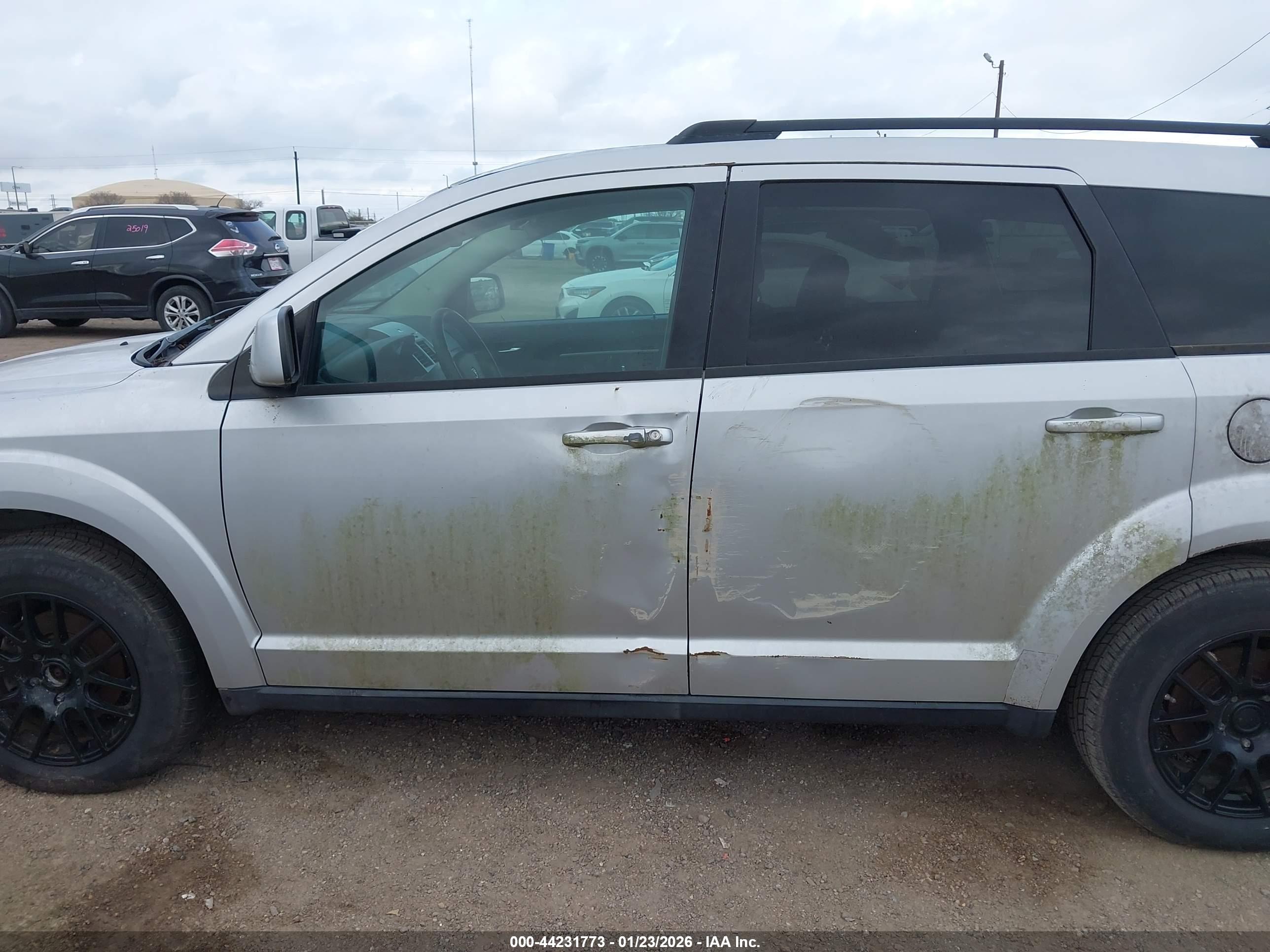 DODGE JOURNEY image 6