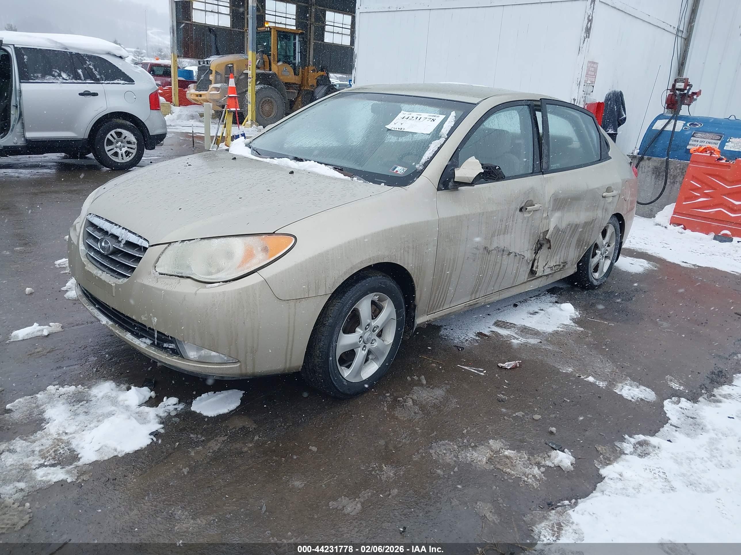 HYUNDAI ELANTRA image 2
