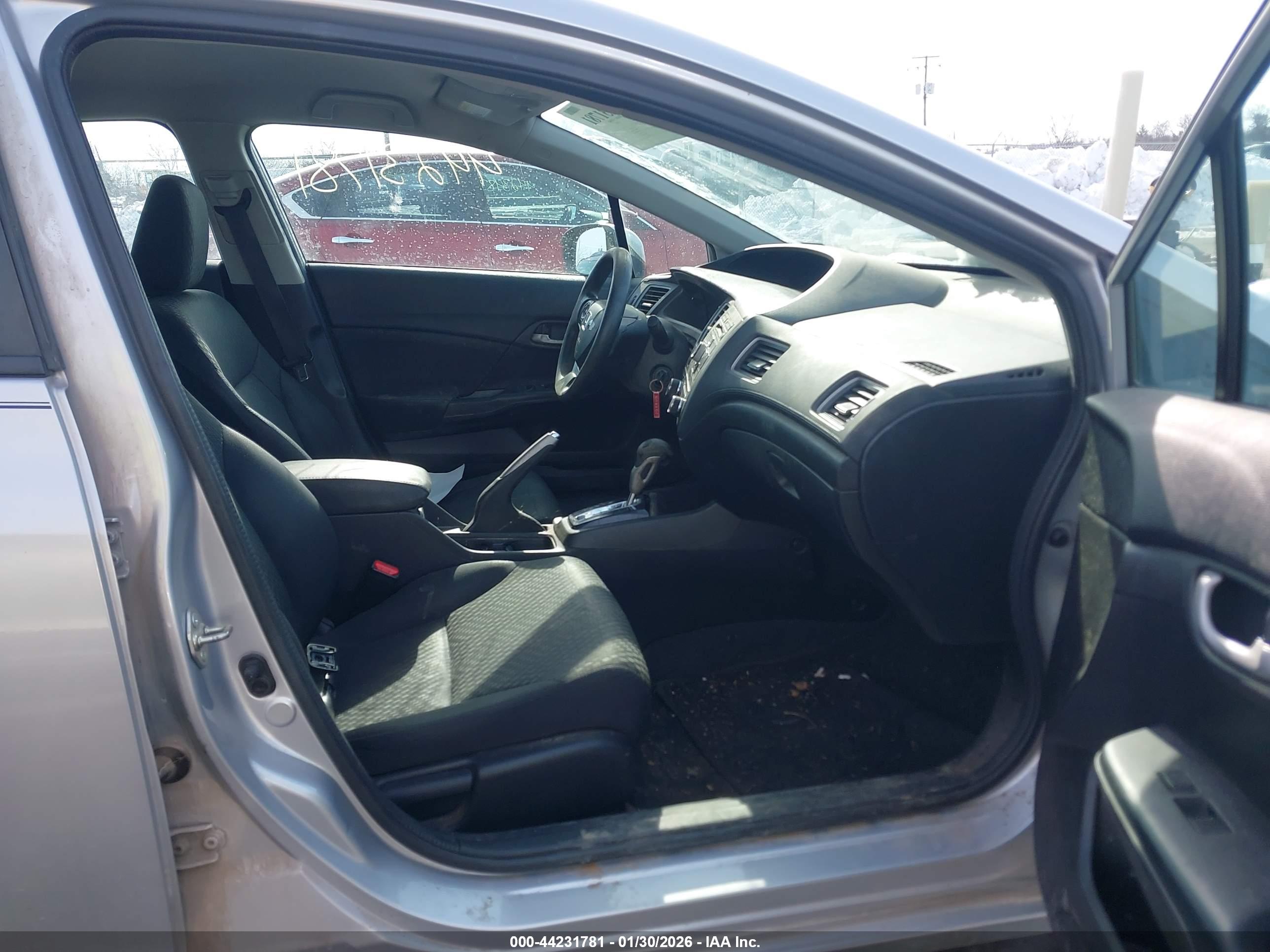 HONDA CIVIC image 5