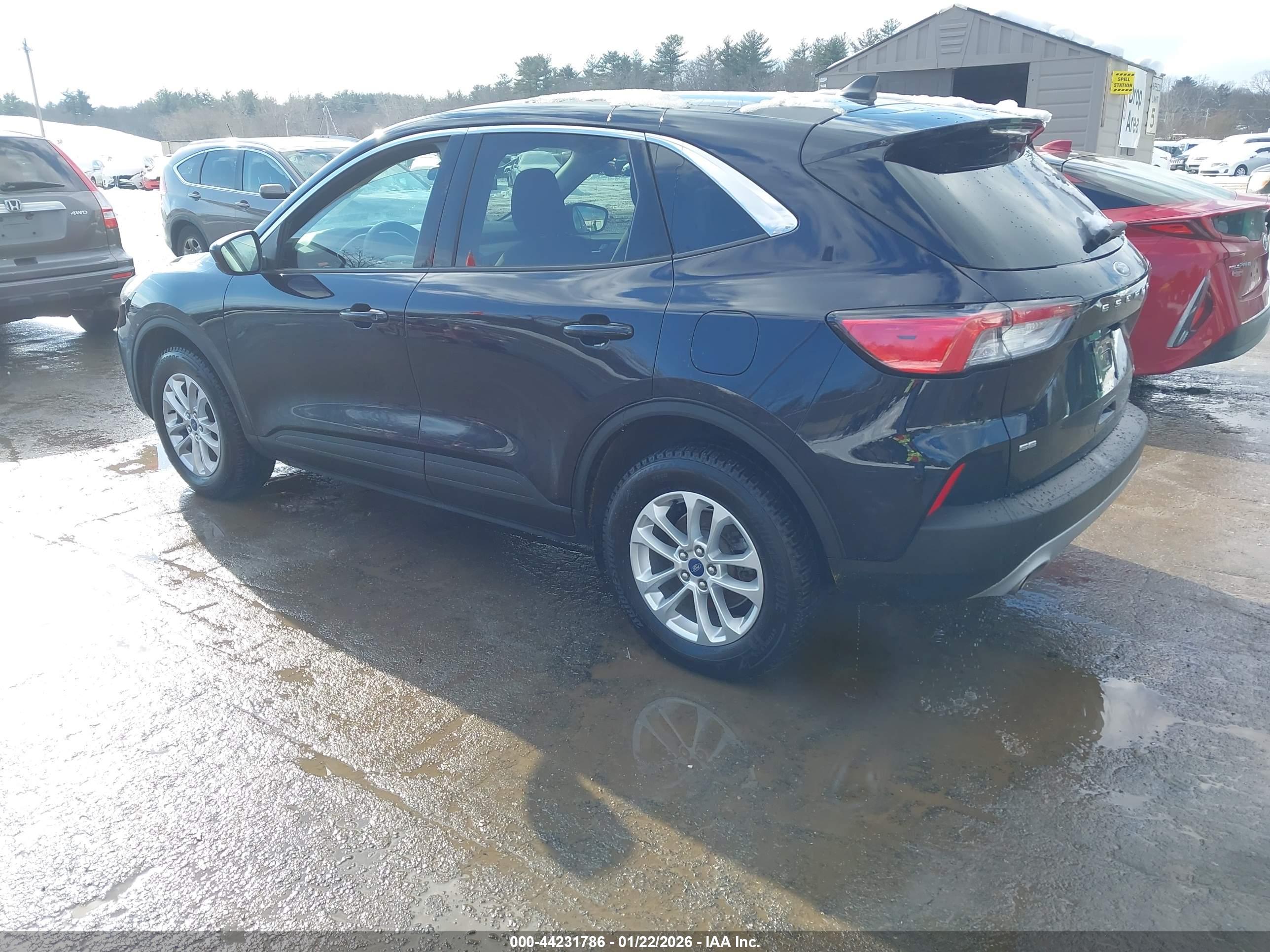FORD ESCAPE image 3