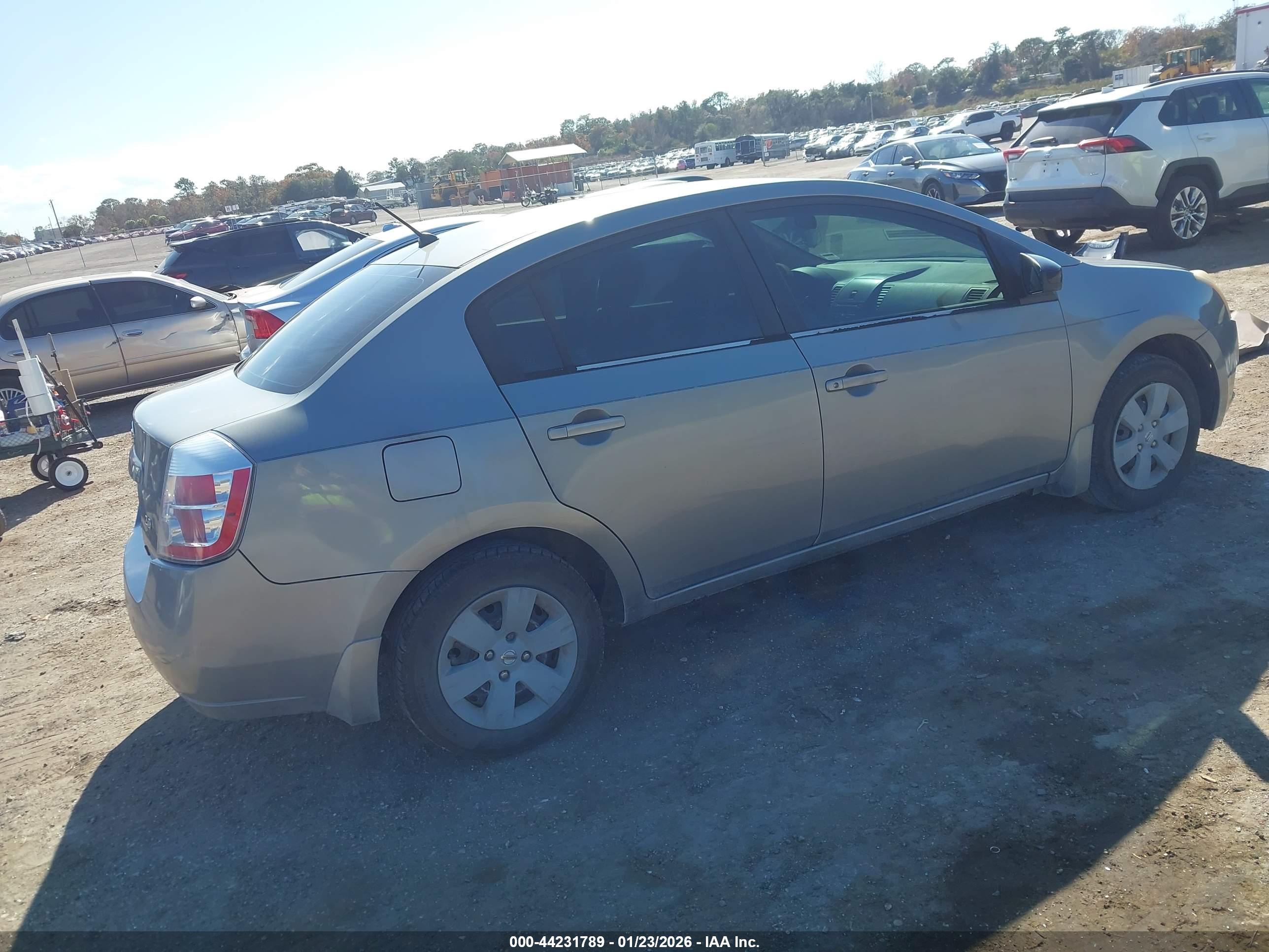 NISSAN SENTRA image 4