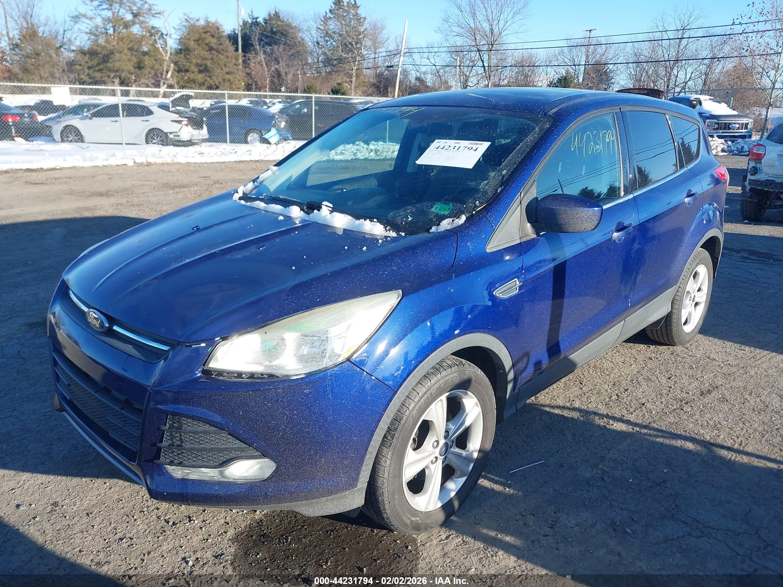 FORD ESCAPE image 2