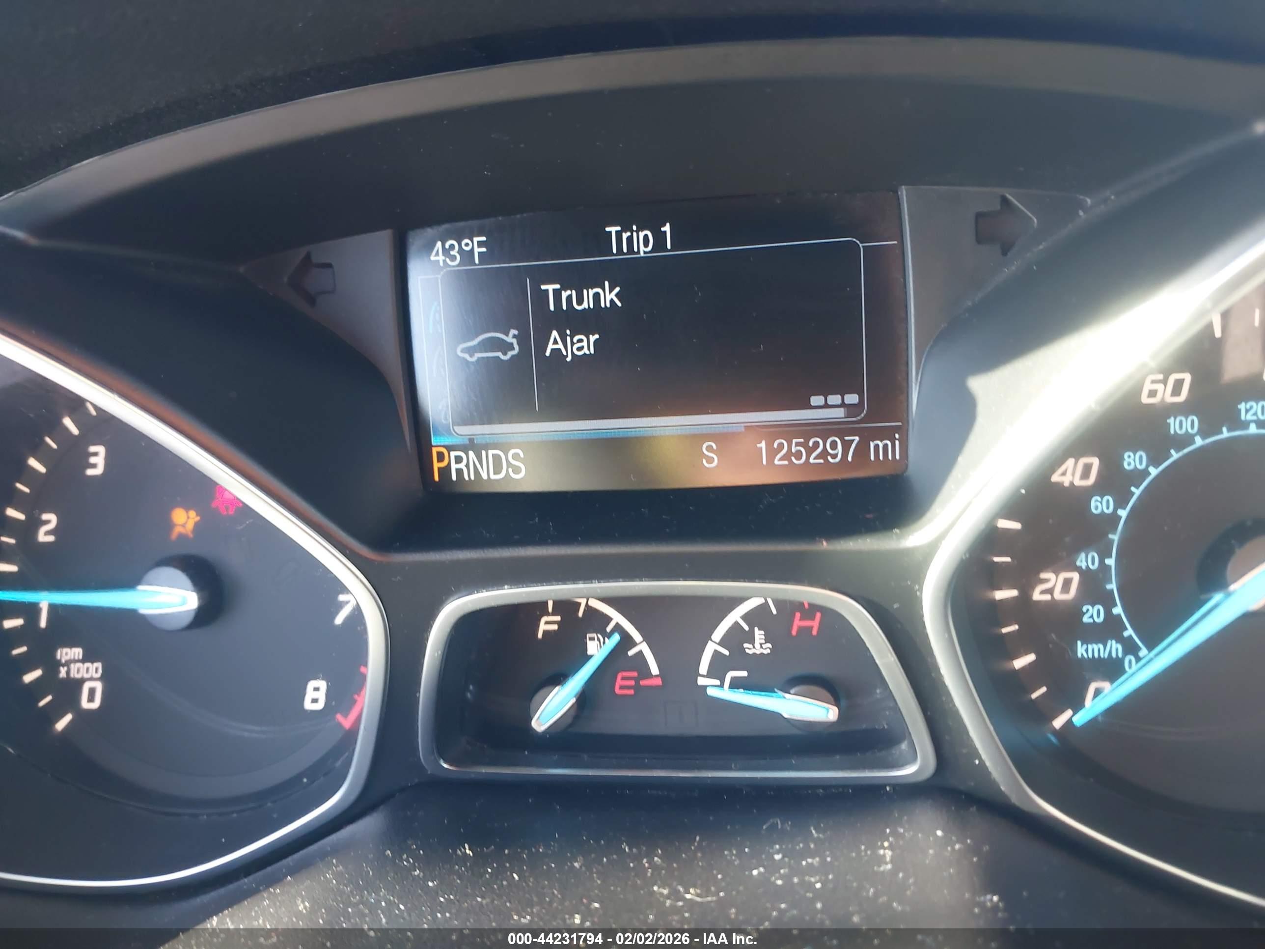 FORD ESCAPE image 7