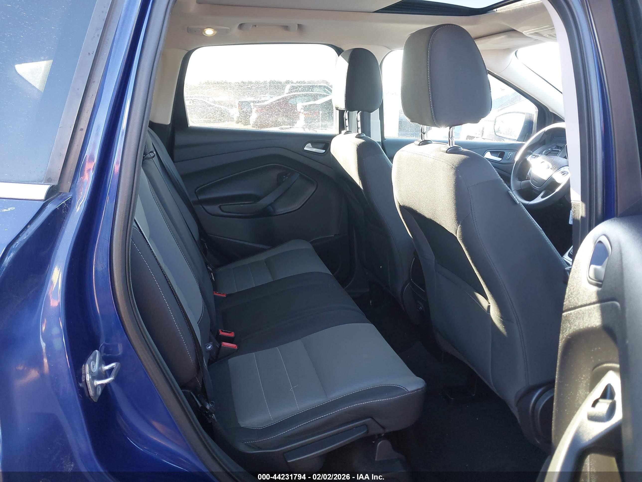 FORD ESCAPE image 8