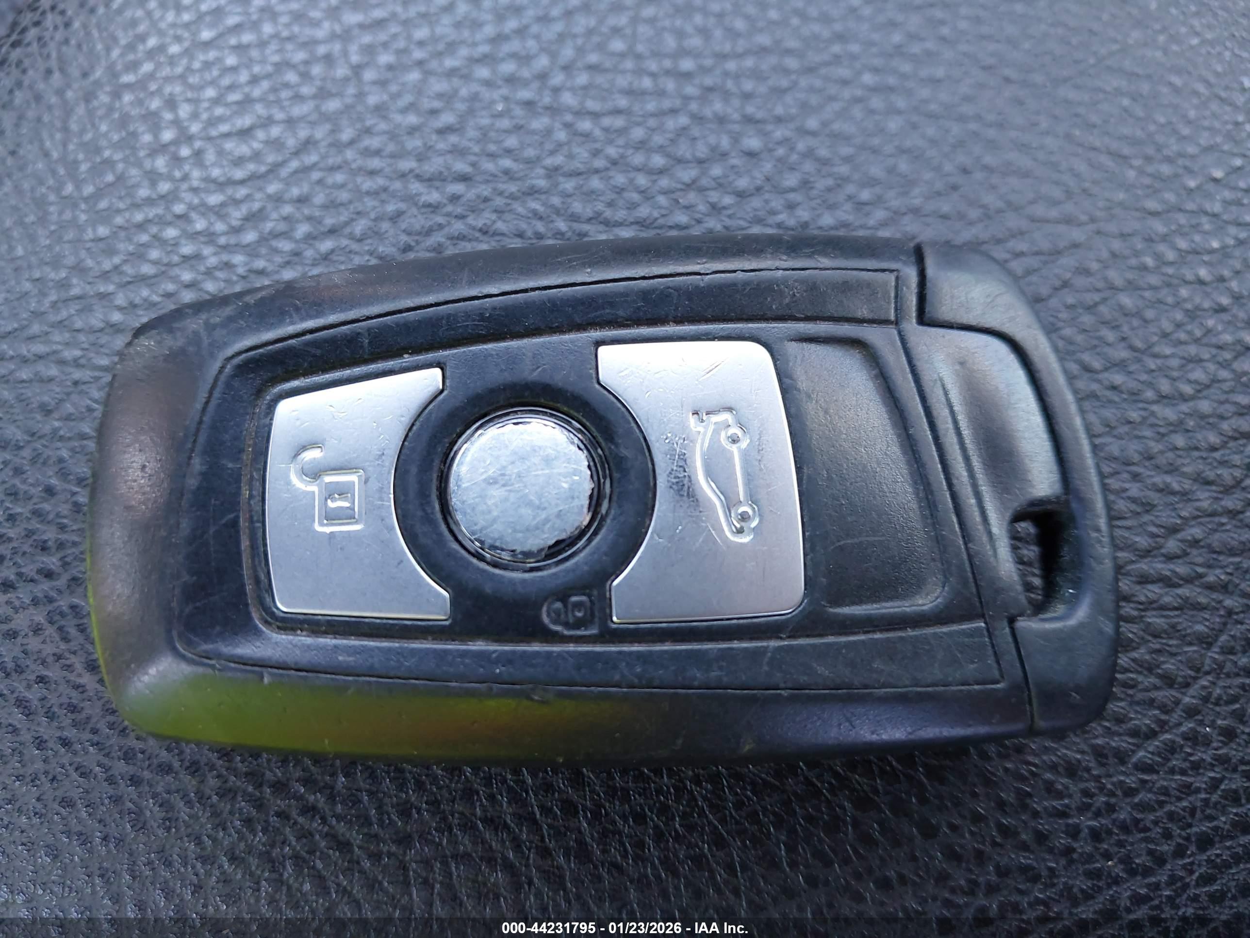 BMW 328I image 11