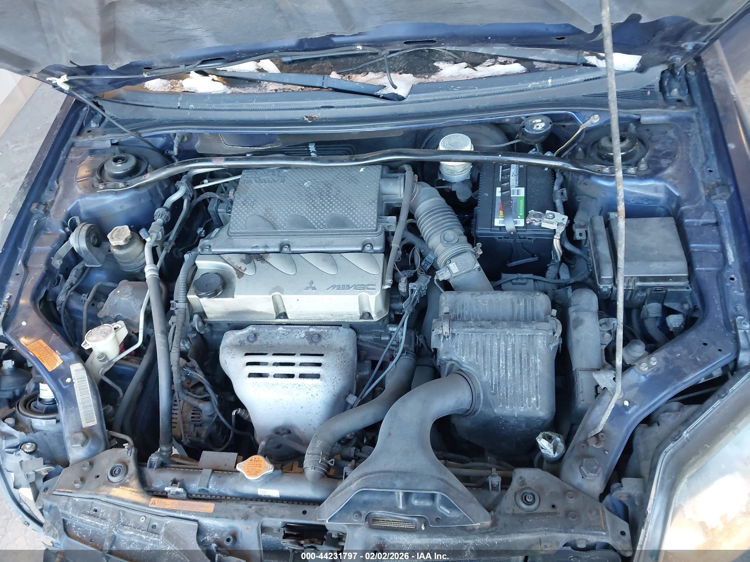 MITSUBISHI GALANT image 10