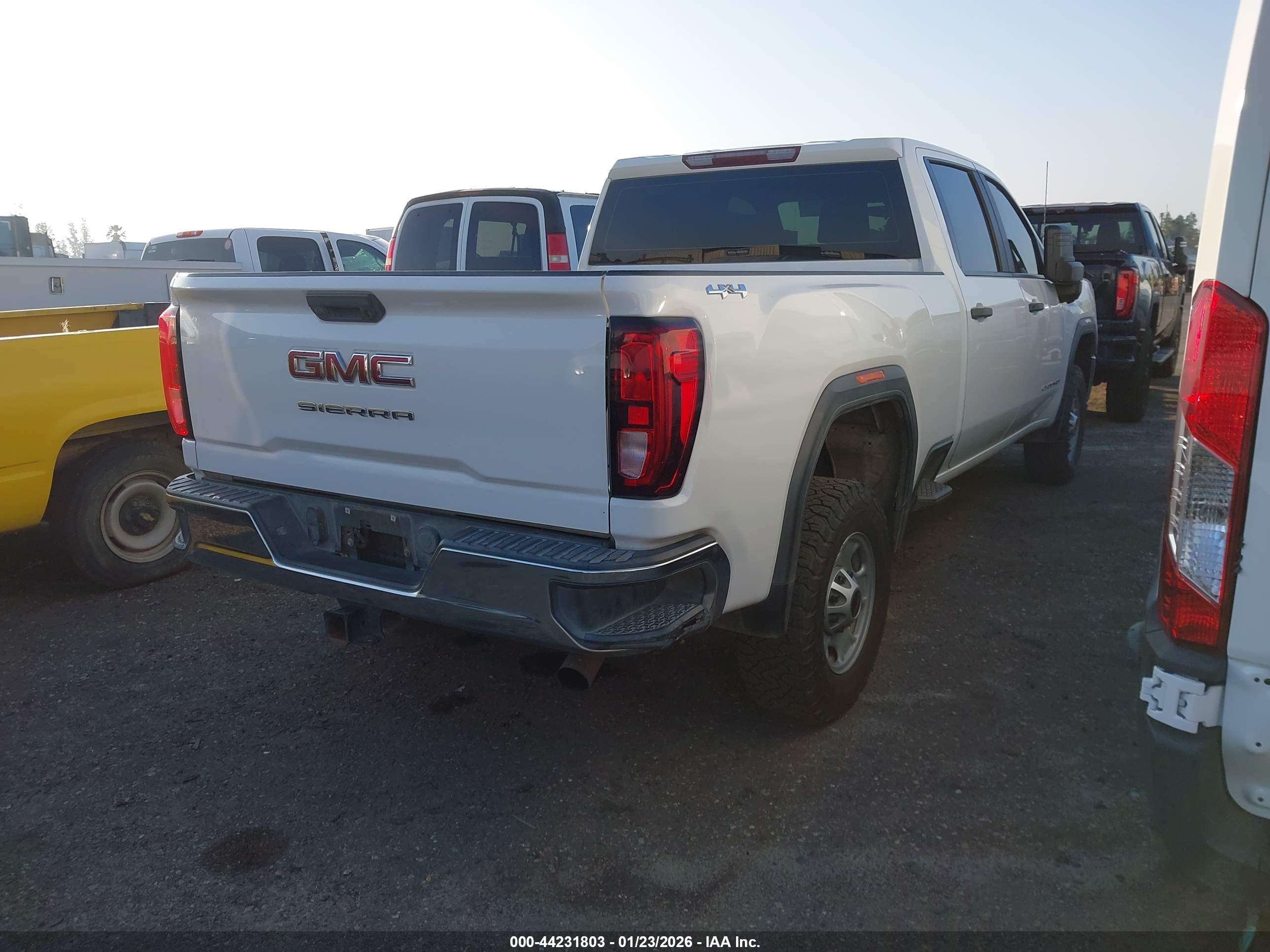 GMC SIERRA image 4