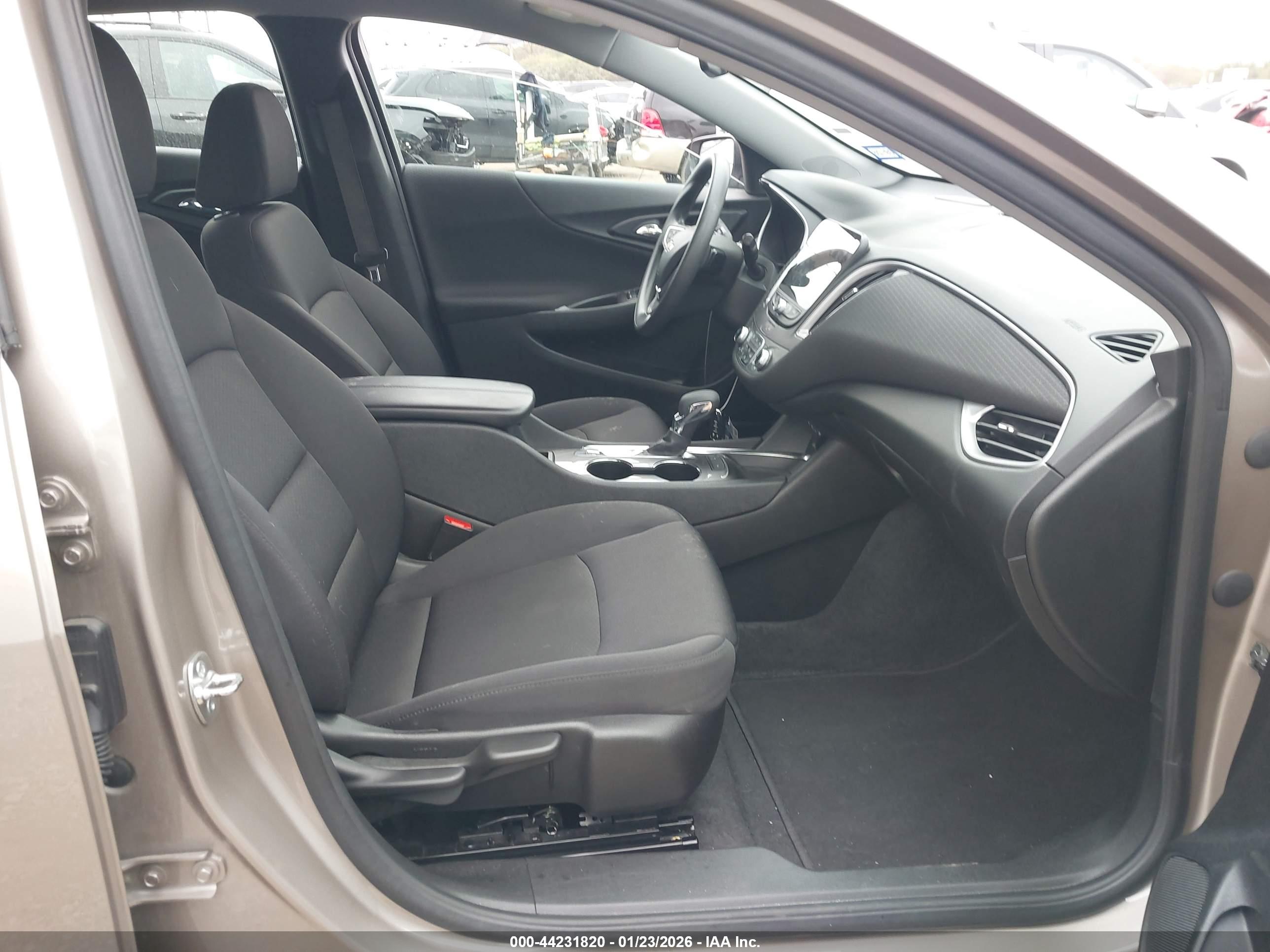 CHEVROLET MALIBU image 5