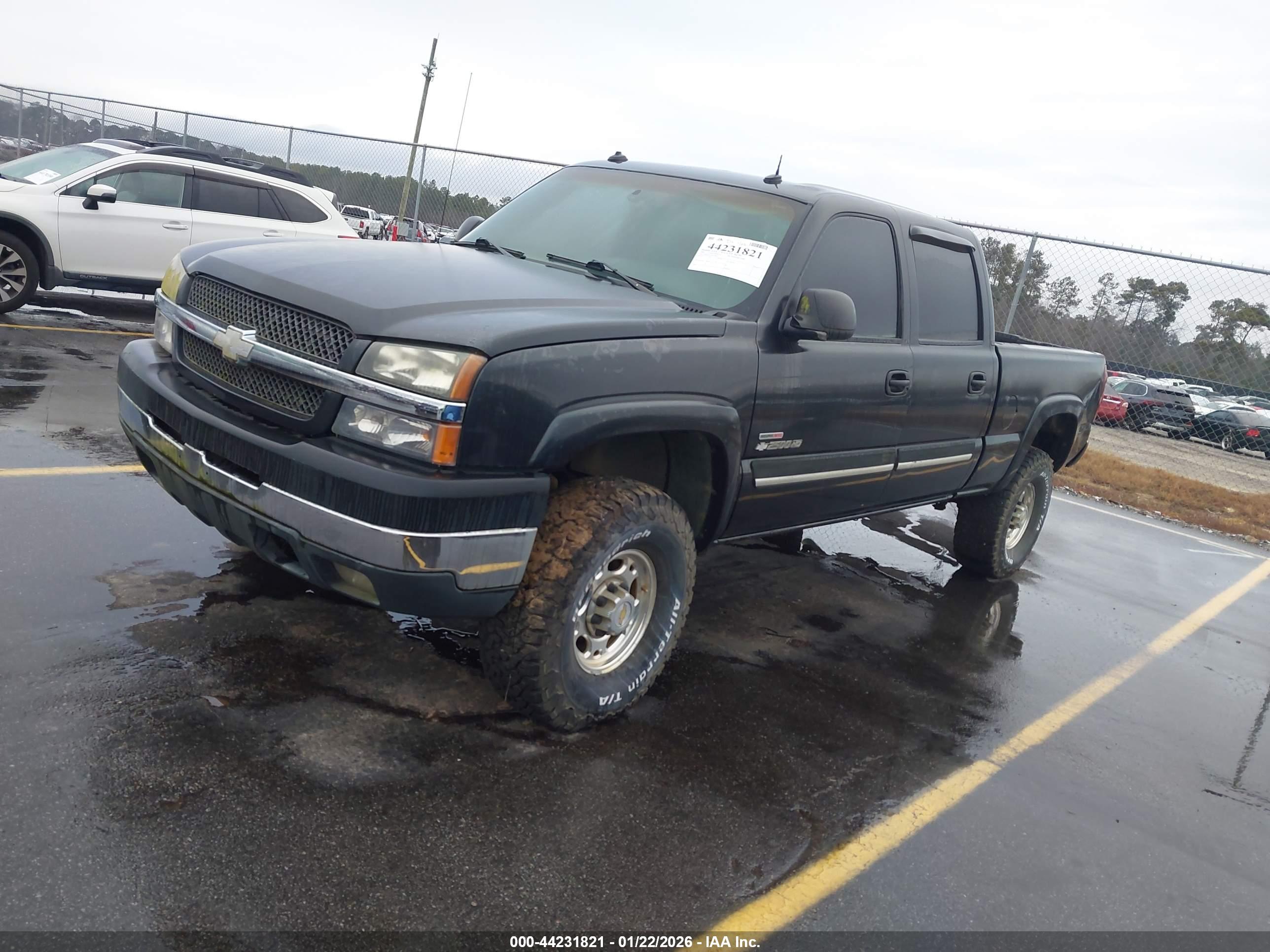 CHEVROLET SILVERADO image 2