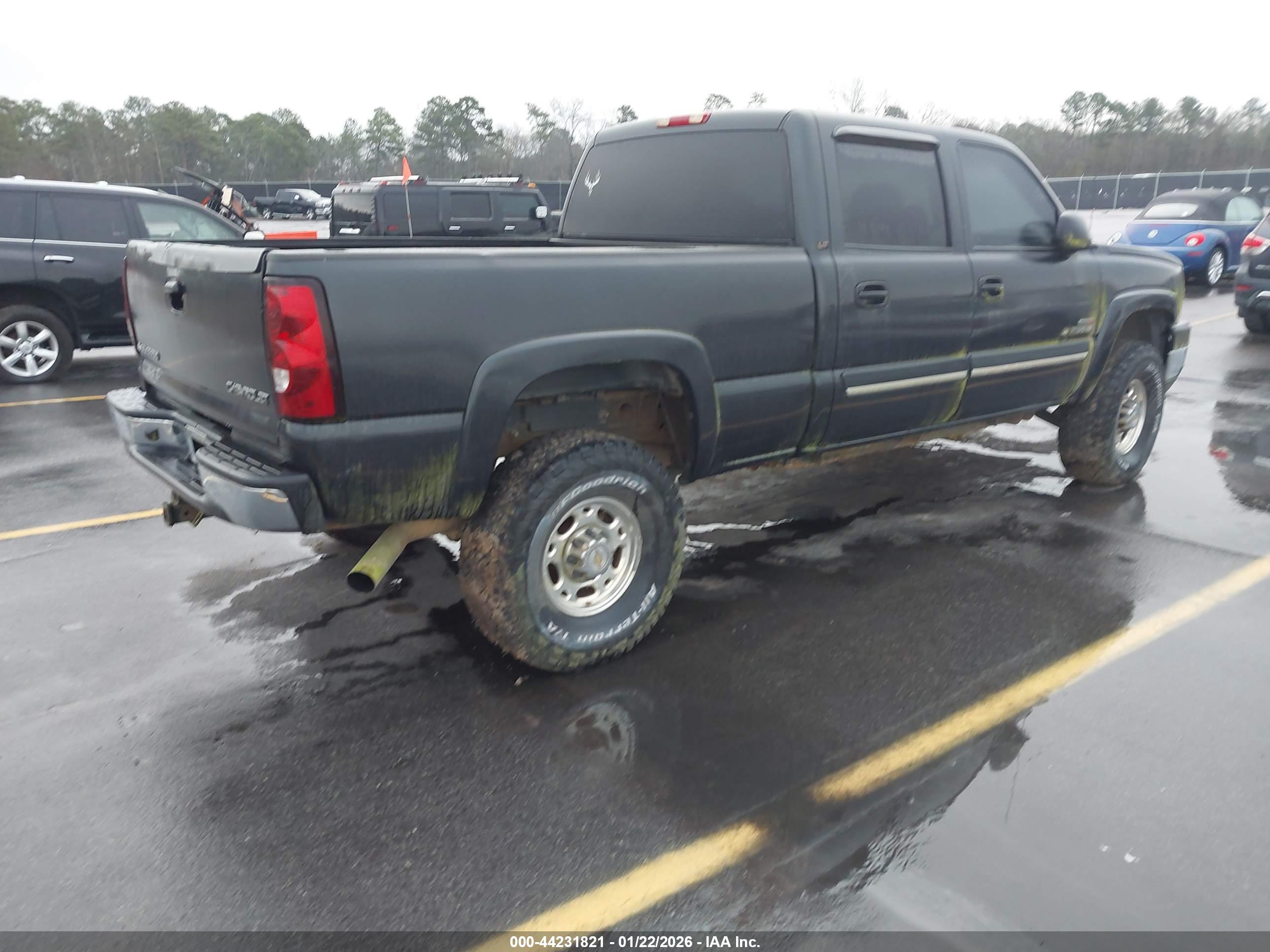 CHEVROLET SILVERADO image 4