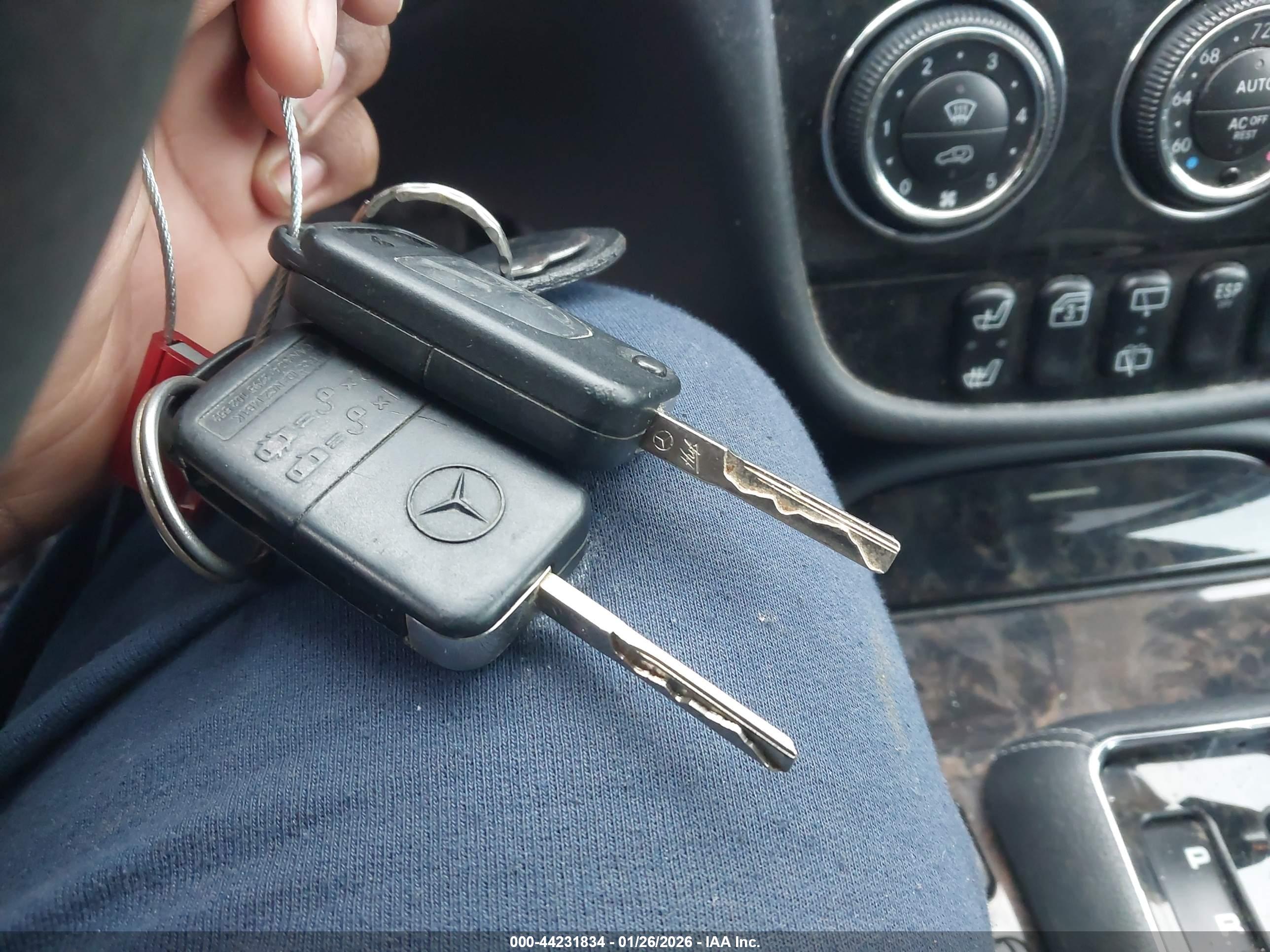 MERCEDES-BENZ ML image 11