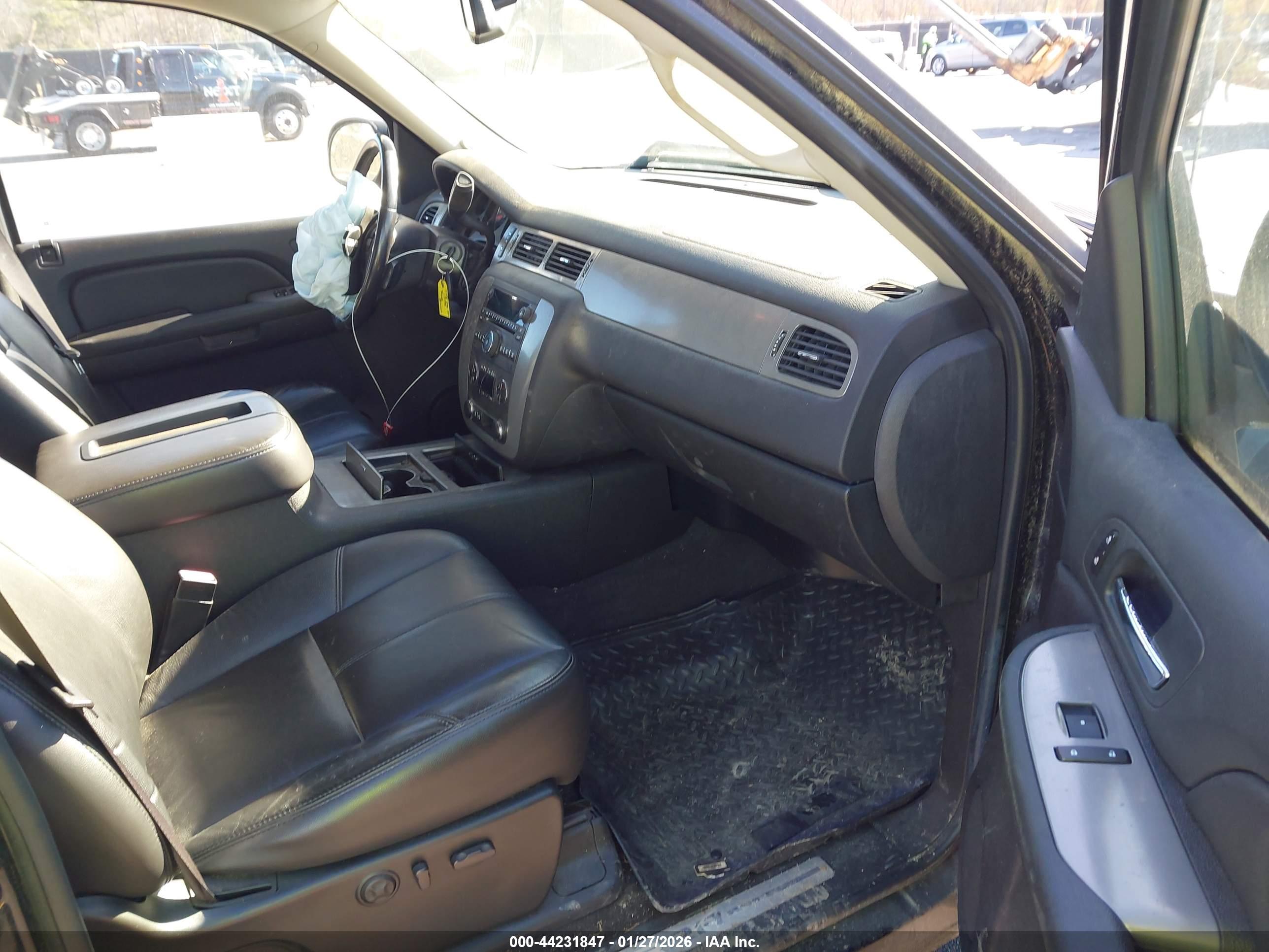 GMC SIERRA image 5