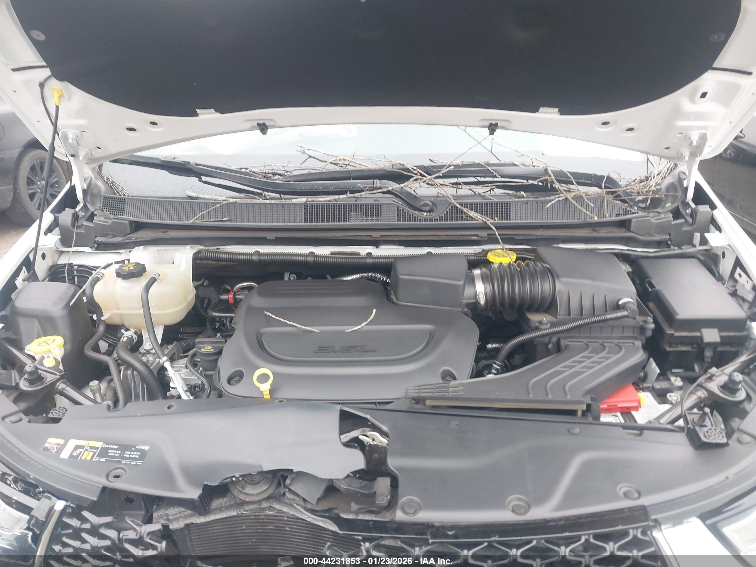 CHRYSLER PACIFICA image 10