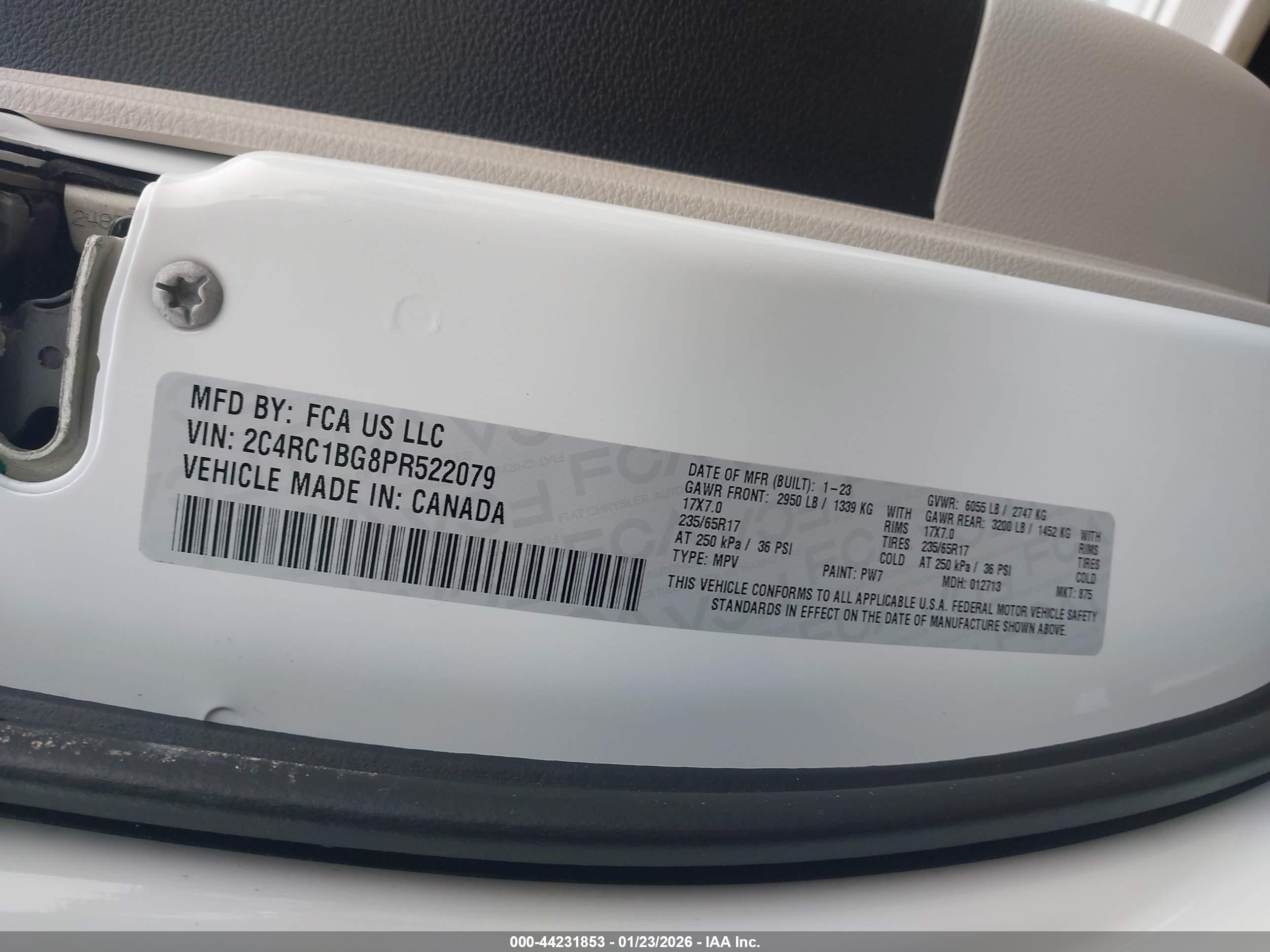 CHRYSLER PACIFICA image 9
