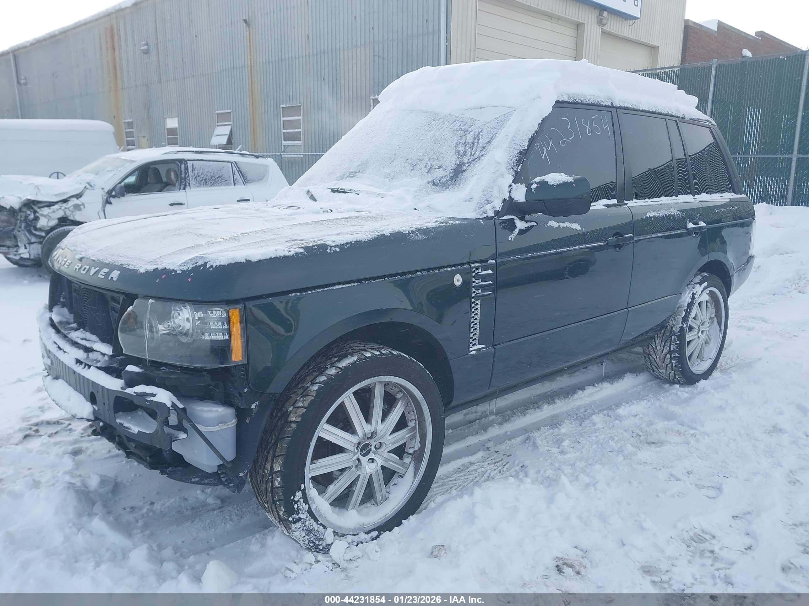 LAND ROVER image 2