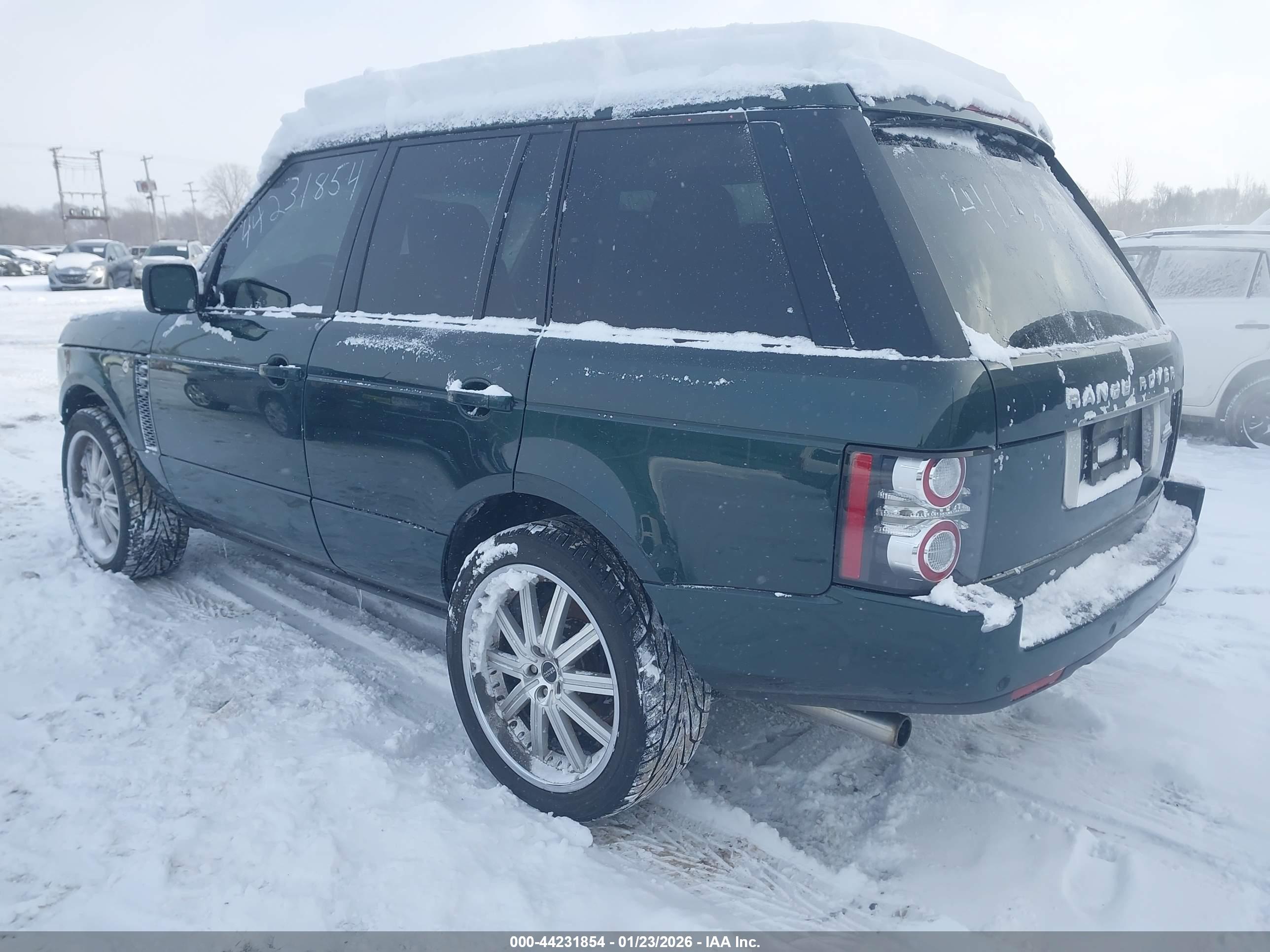 LAND ROVER image 3