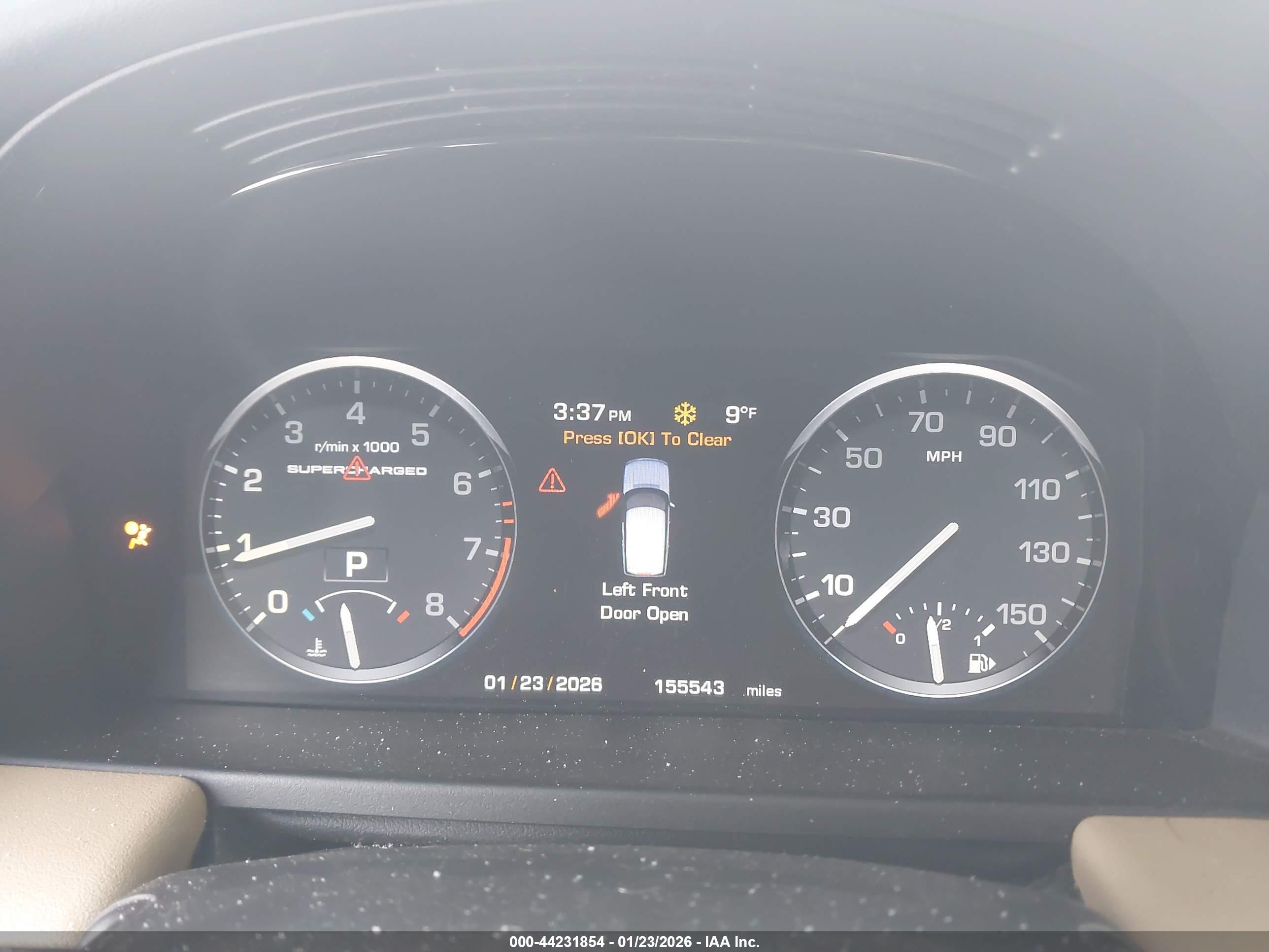 LAND ROVER image 7