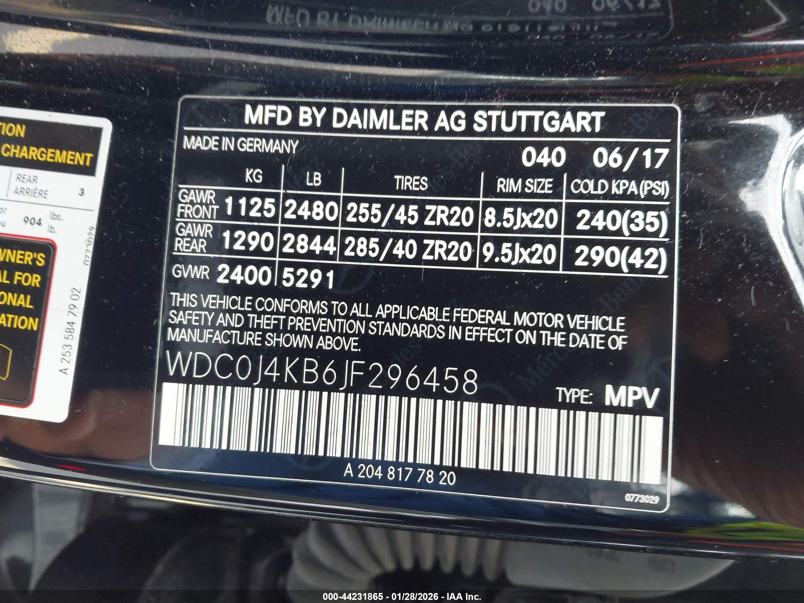 MERCEDES-BENZ GLC image 9