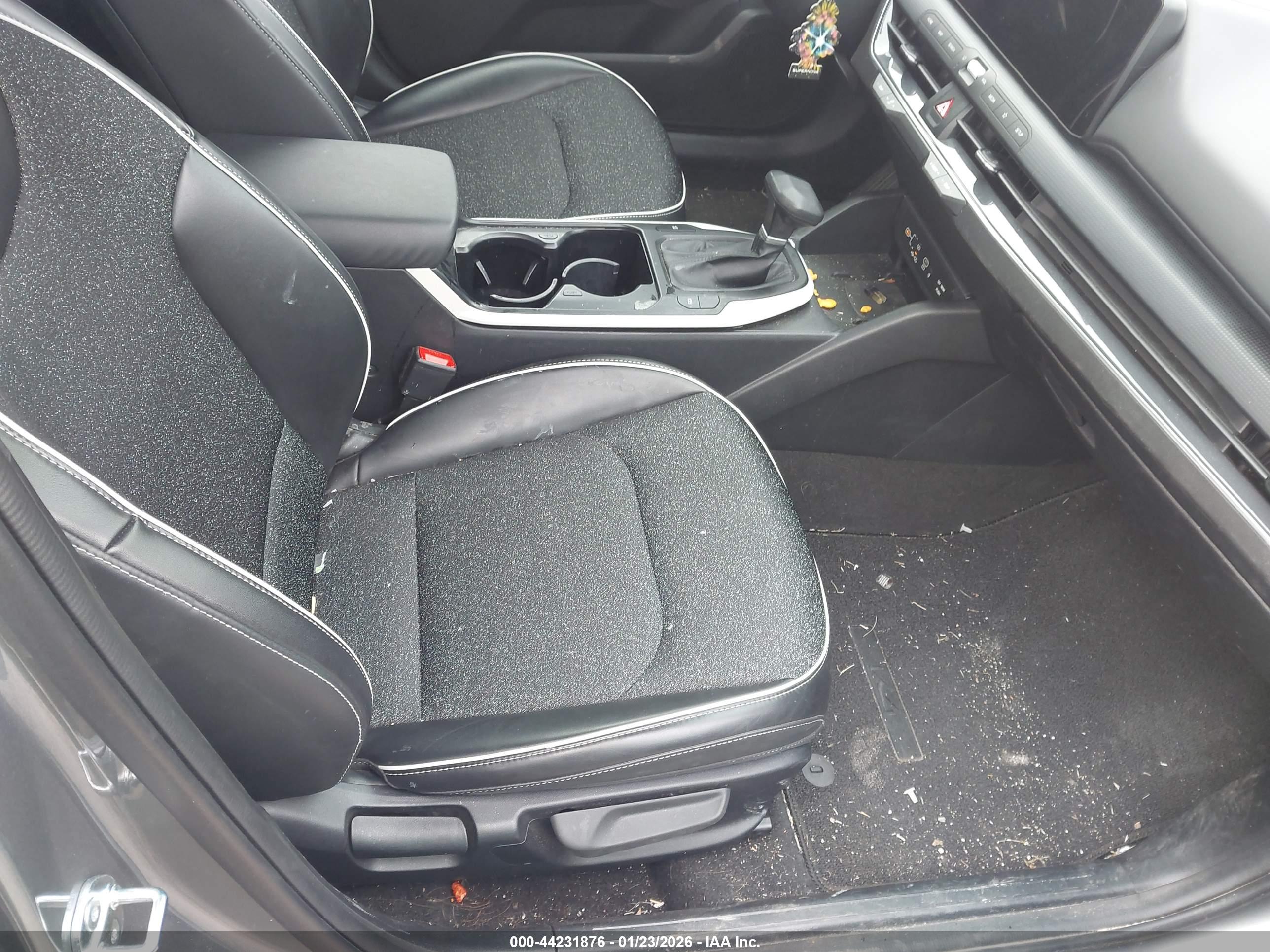 KIA K4 image 5