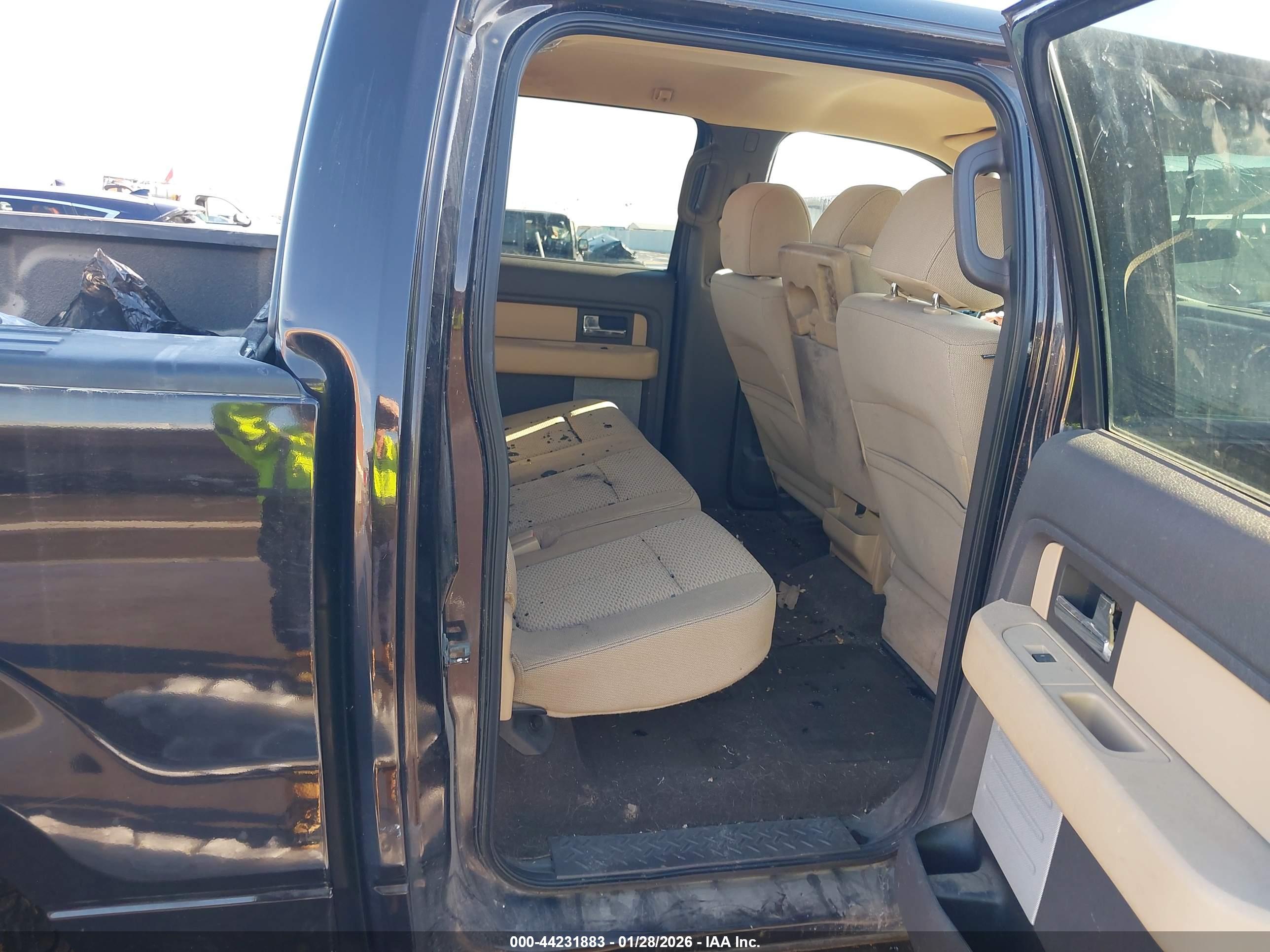 FORD F-150 image 8