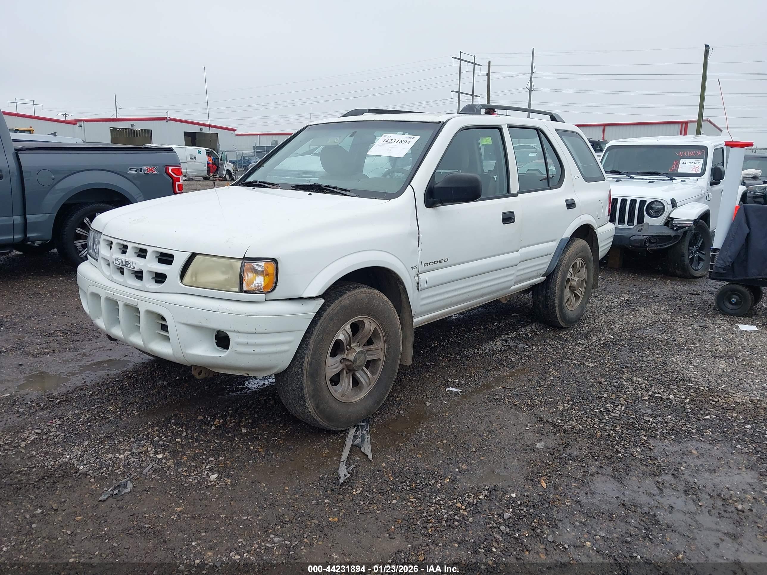 ISUZU RODEO image 2