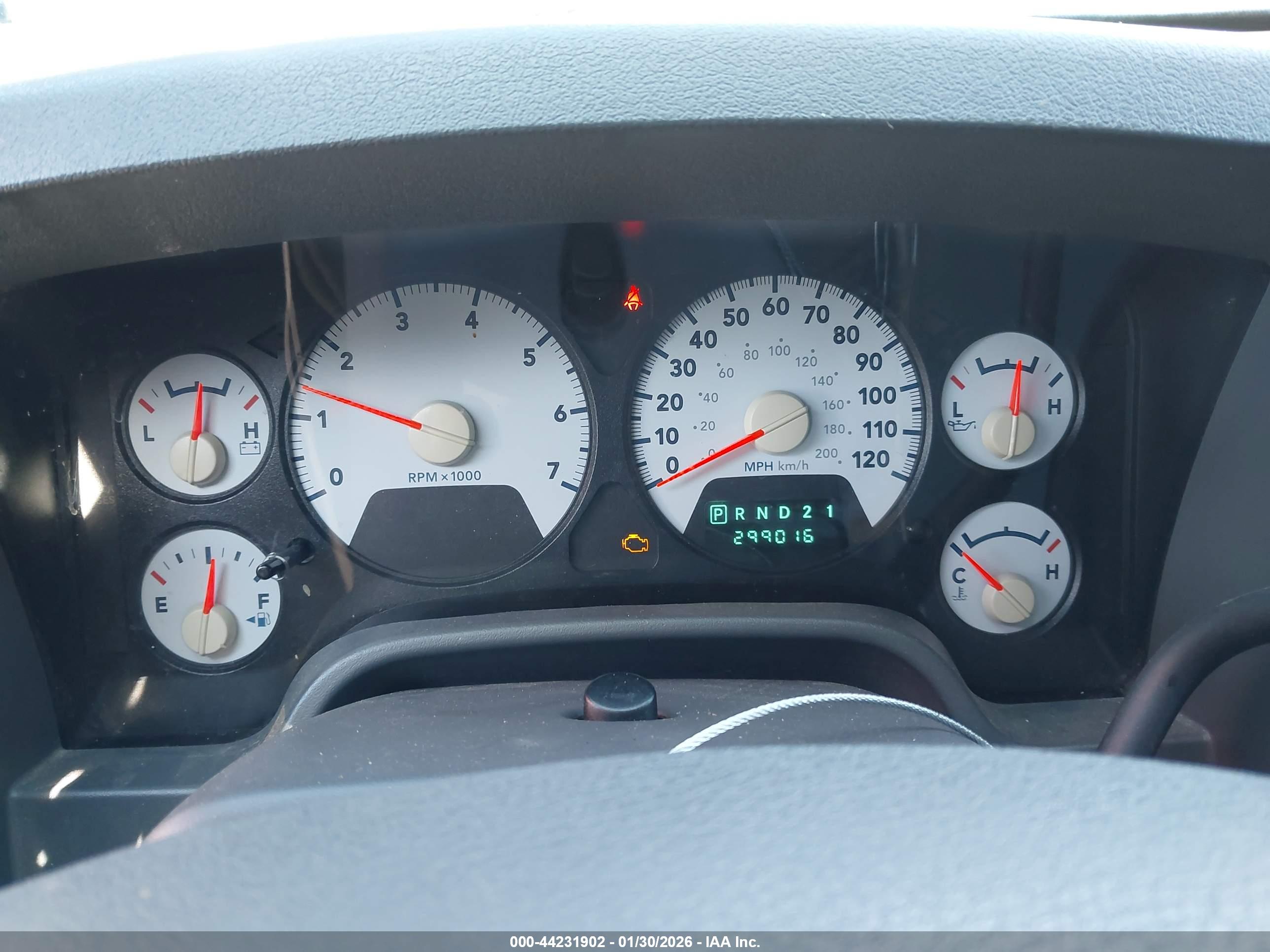 DODGE RAM image 7