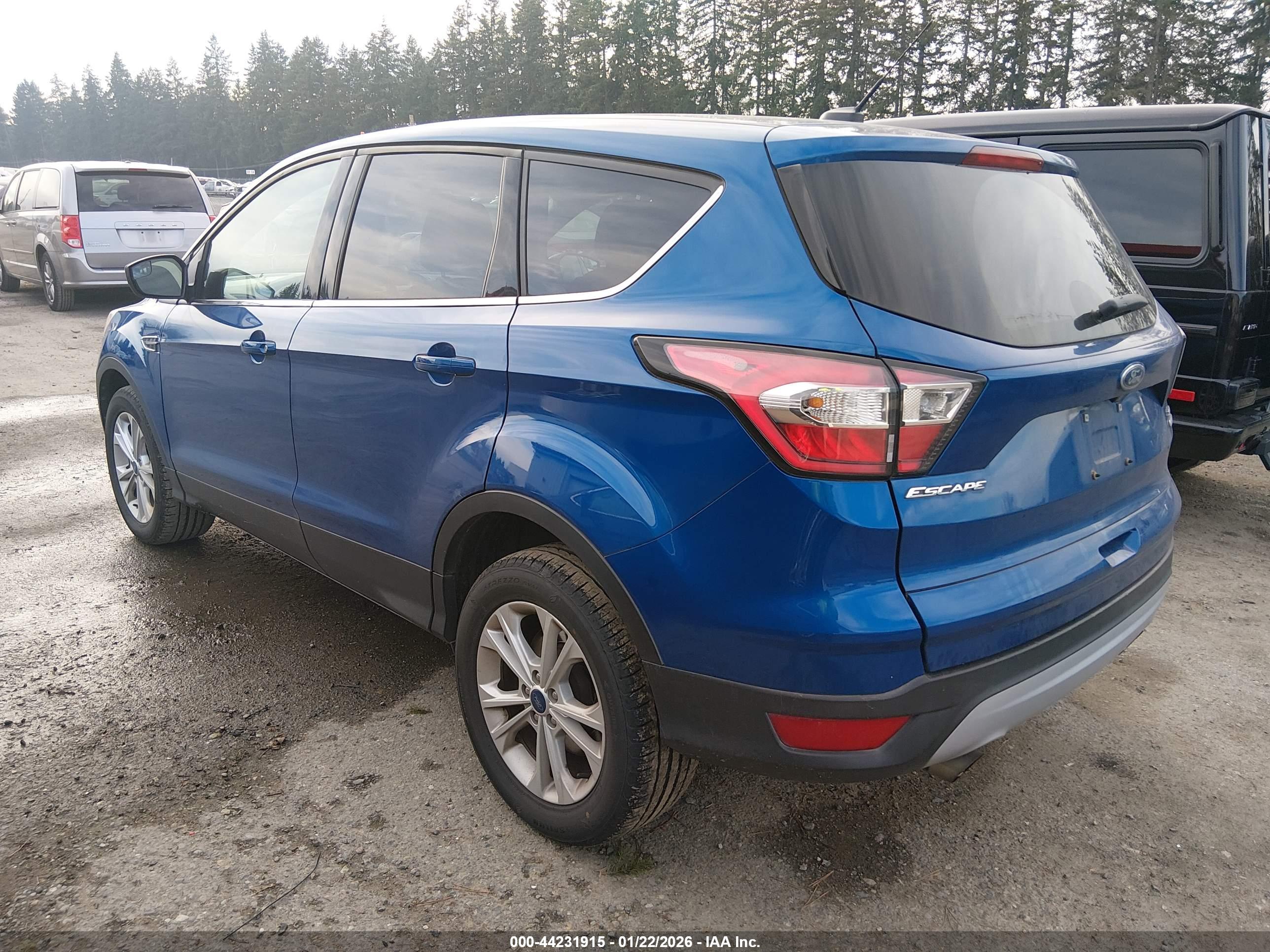 FORD ESCAPE image 3