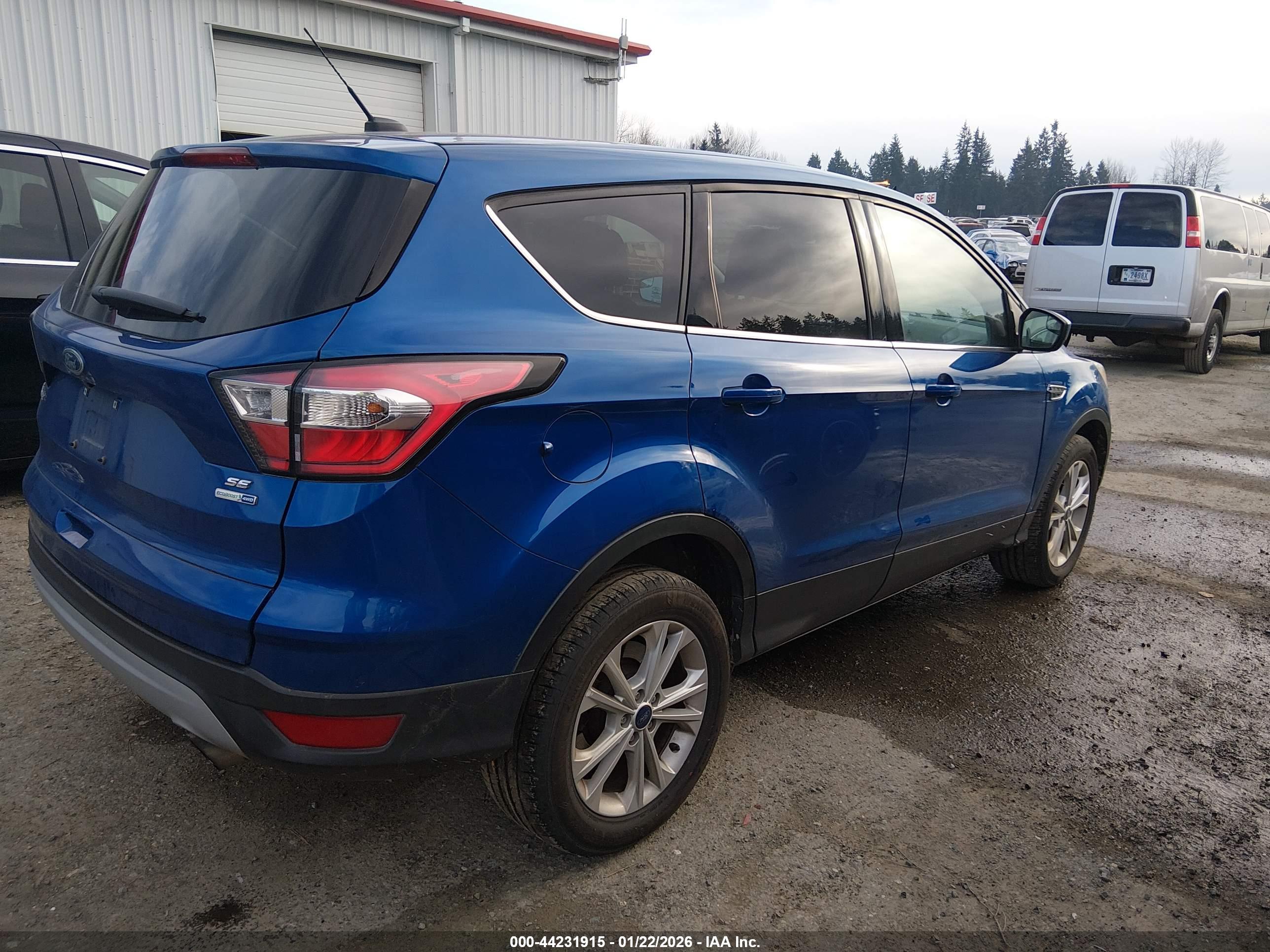 FORD ESCAPE image 4