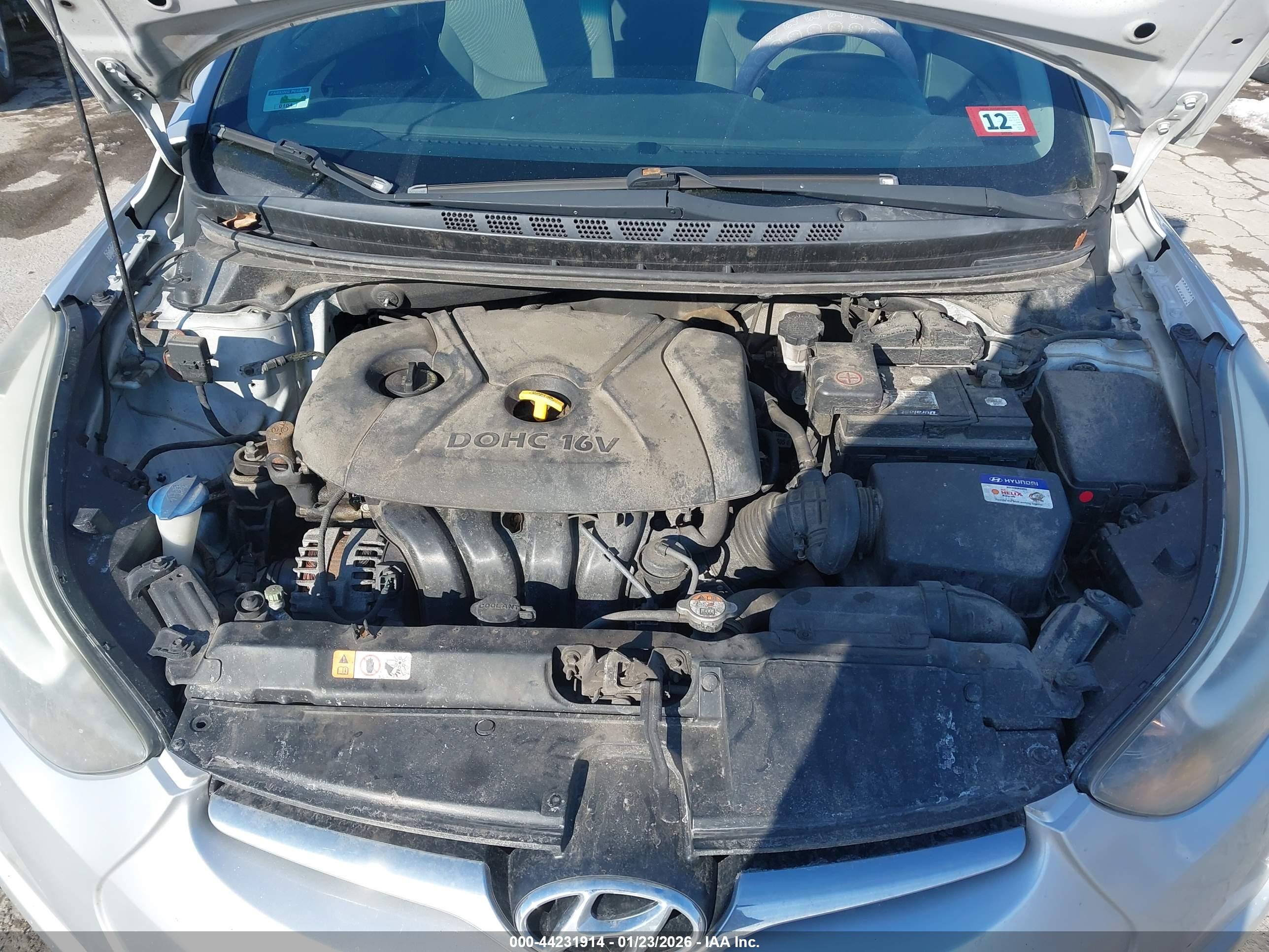 HYUNDAI ELANTRA image 10