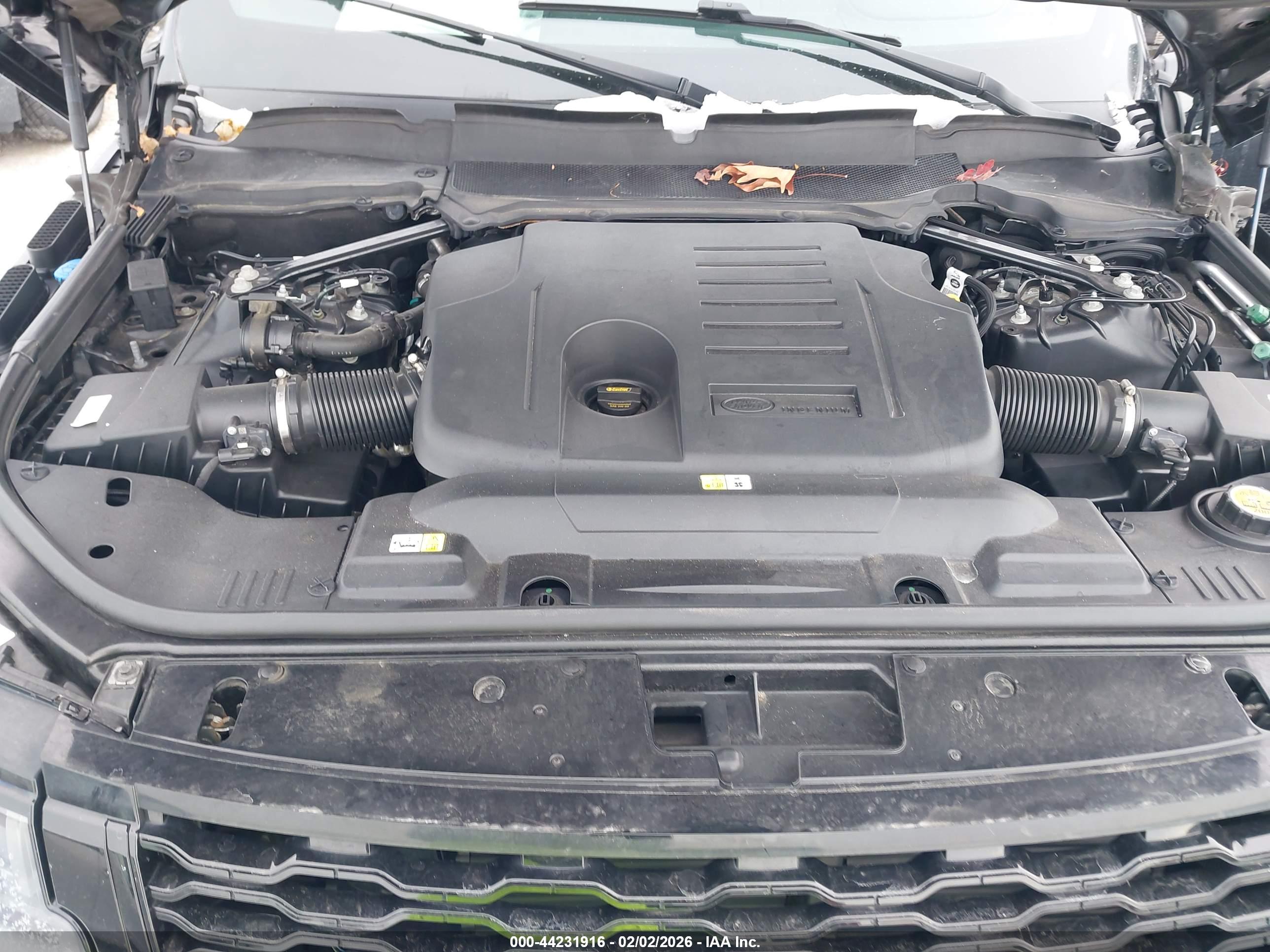 LAND ROVER image 10