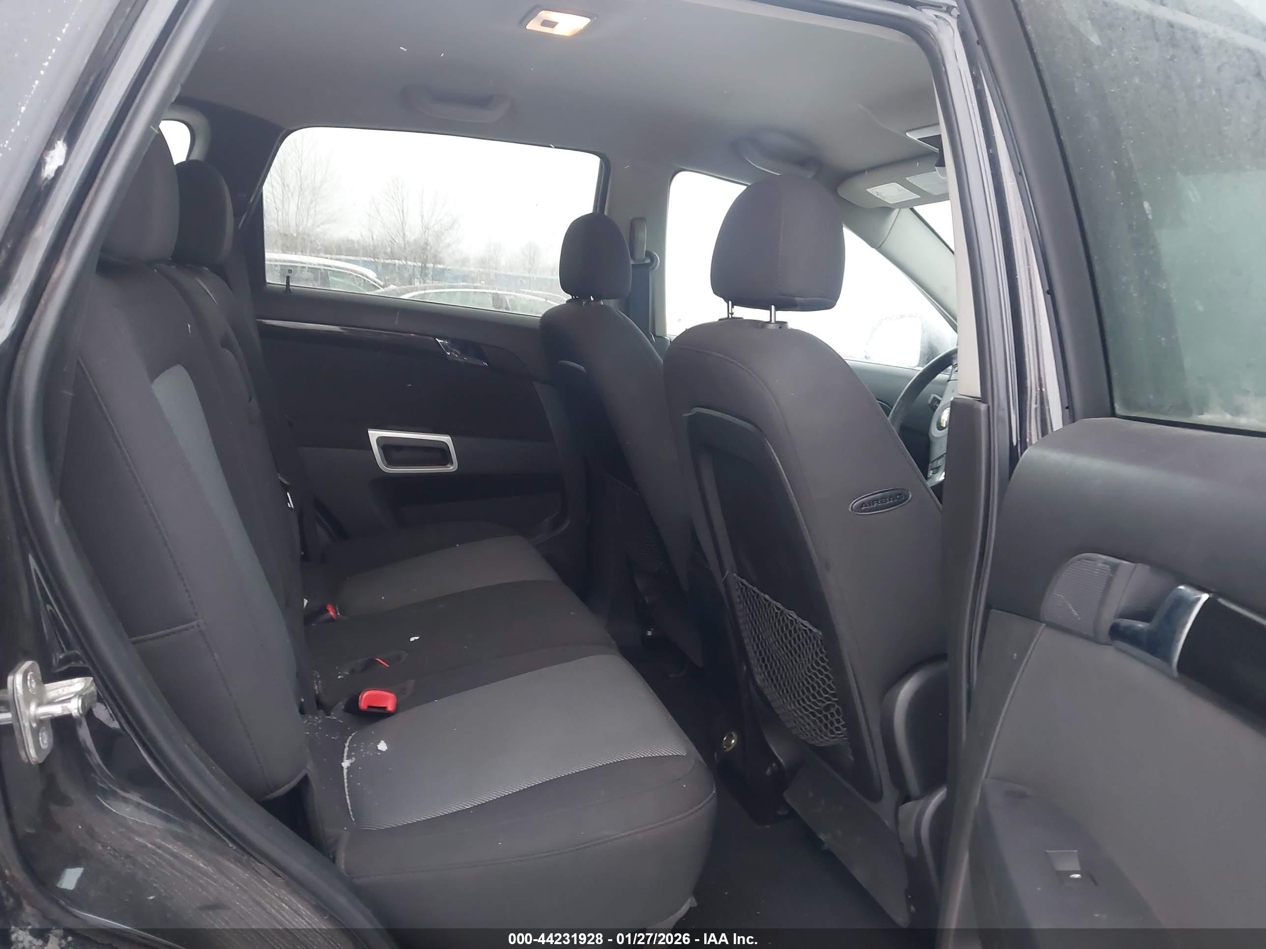 CHEVROLET CAPTIVA image 8
