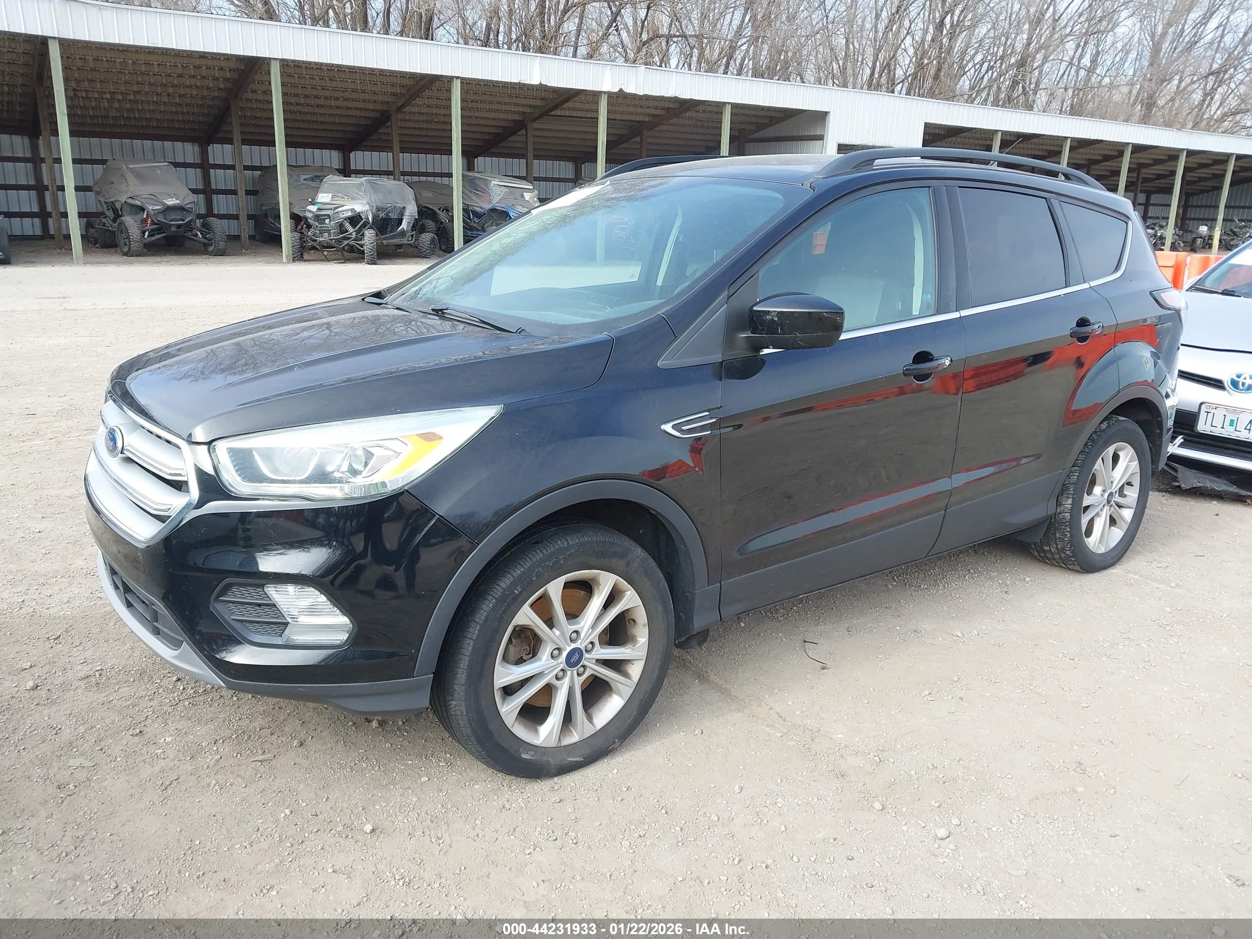 FORD ESCAPE image 2
