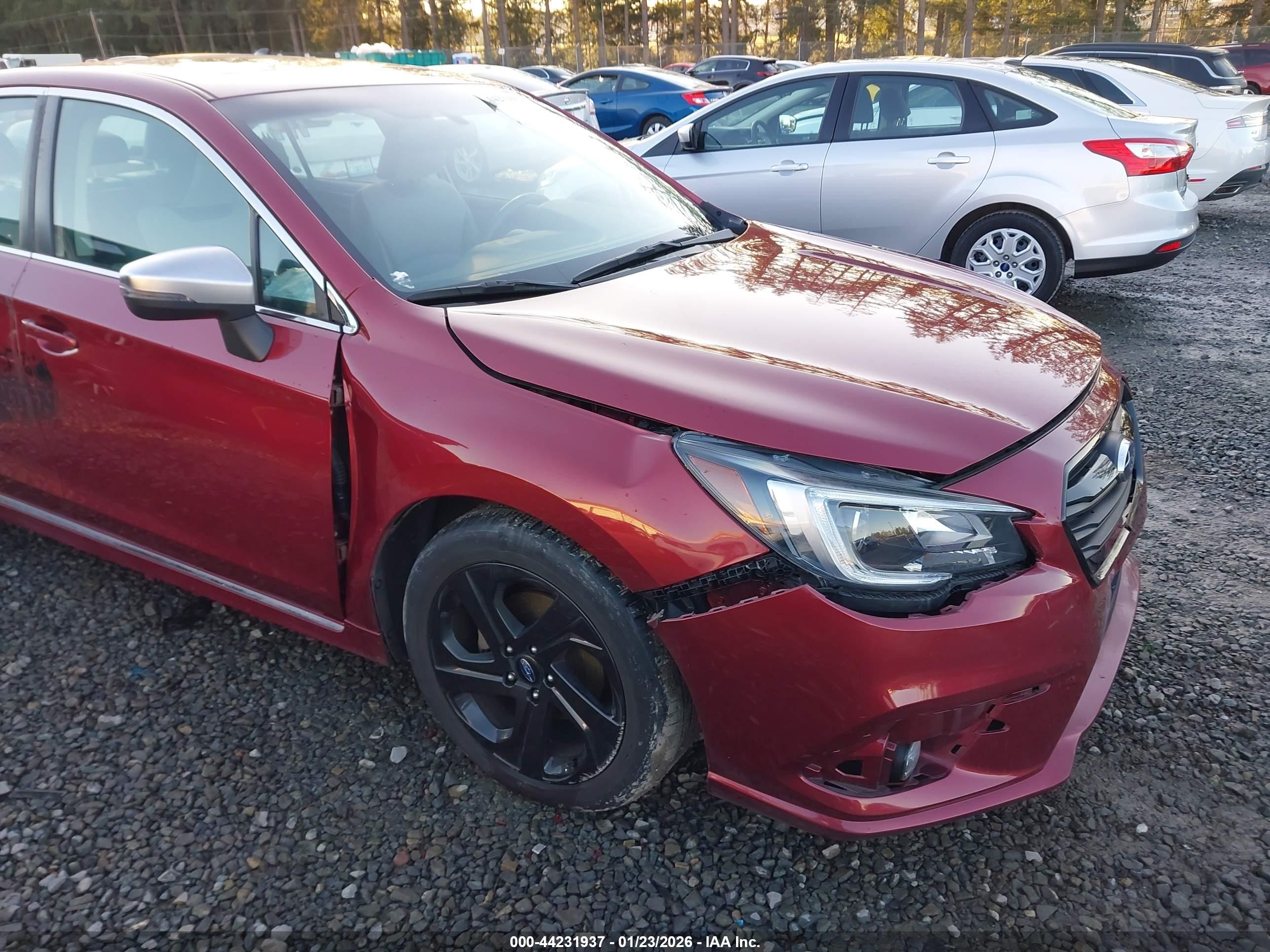 SUBARU LEGACY image 6