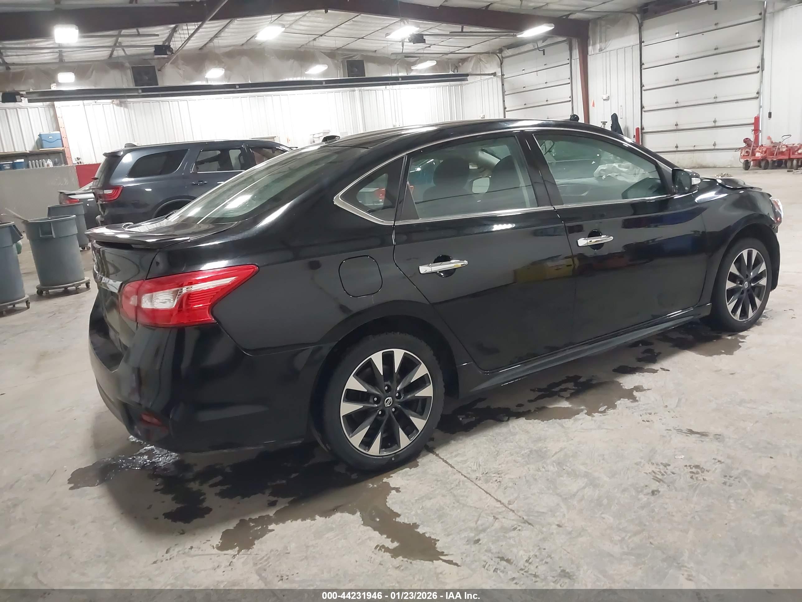 NISSAN SENTRA image 4