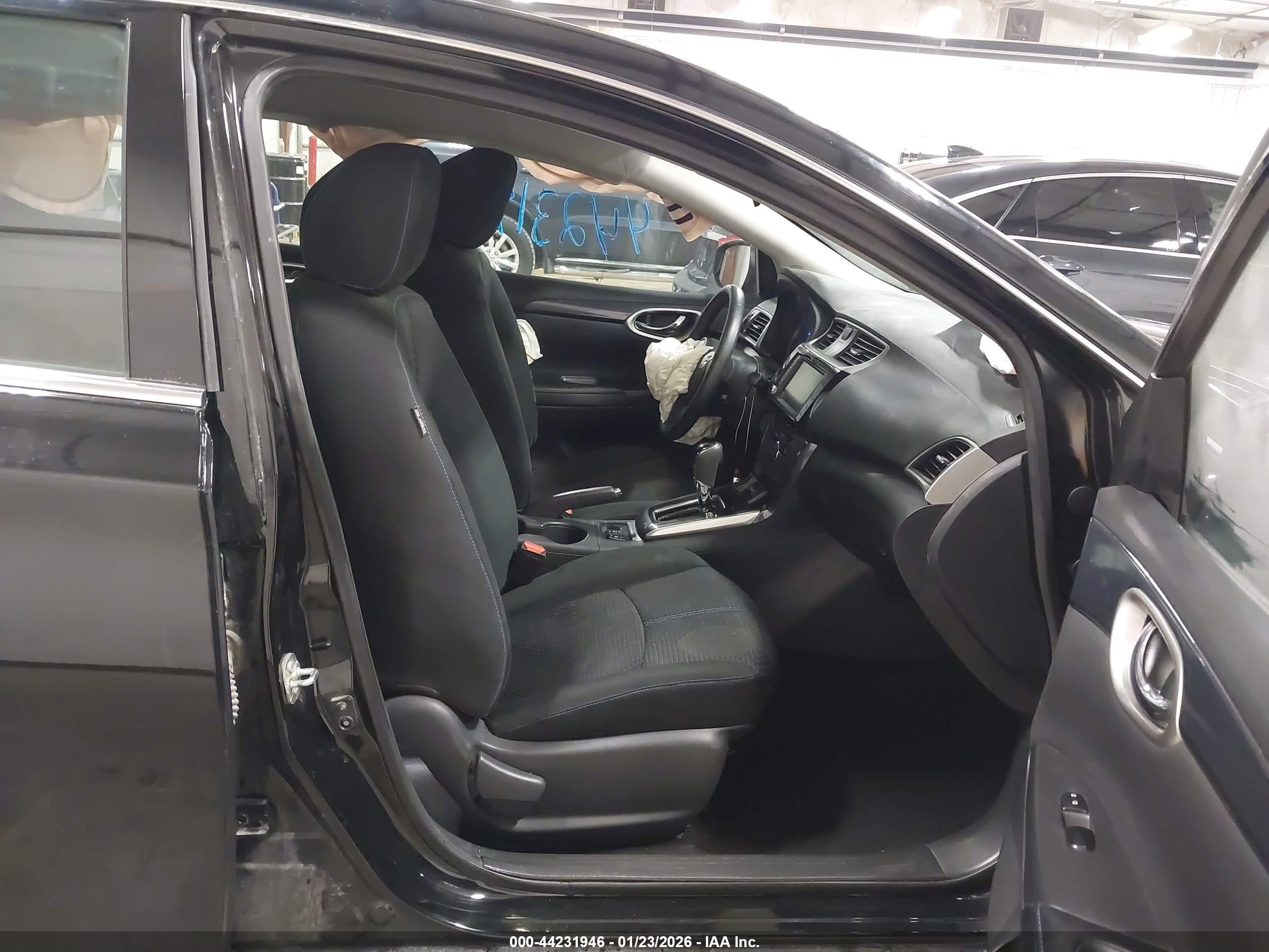 NISSAN SENTRA image 5