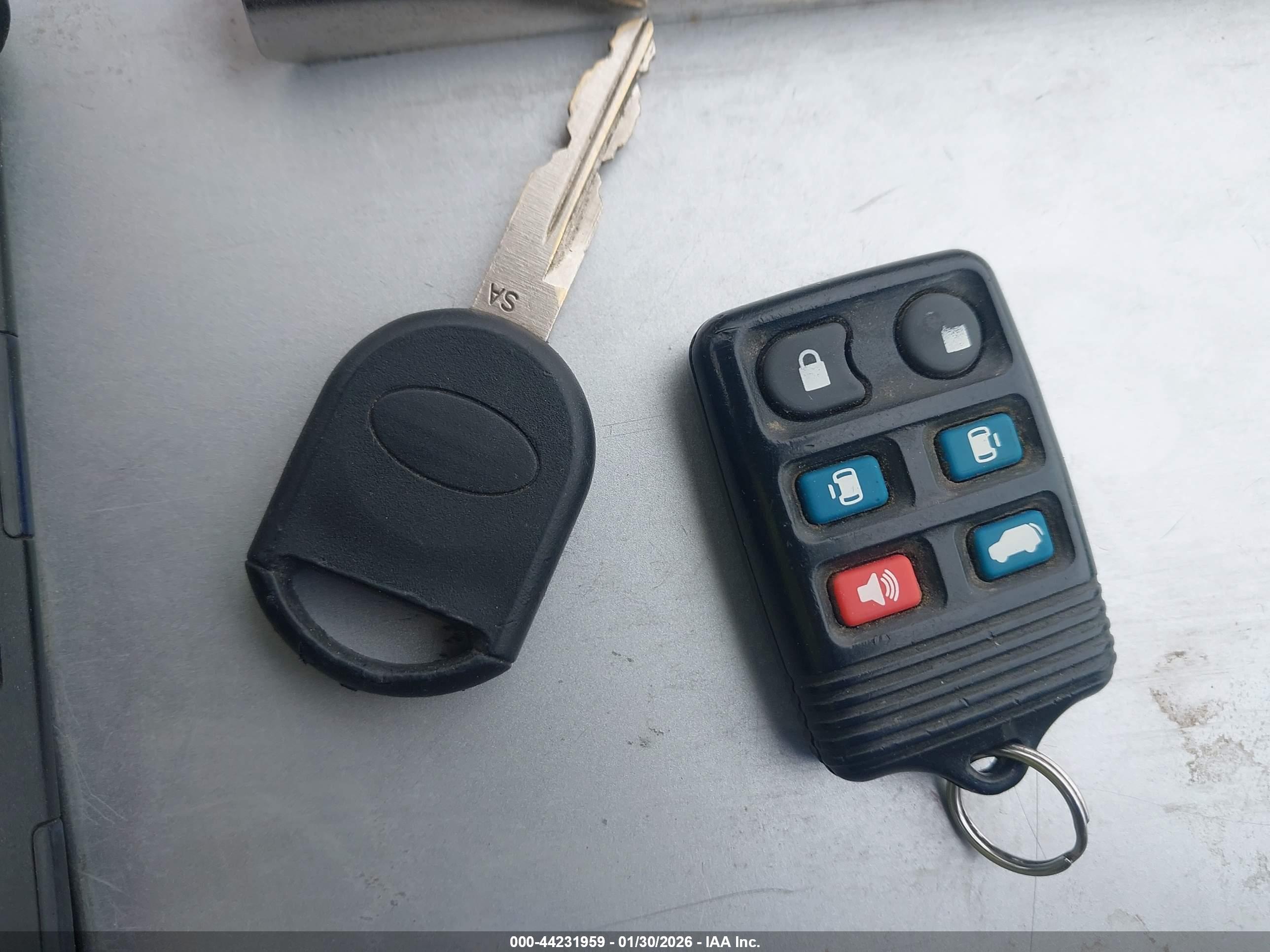 FORD FREESTAR image 11