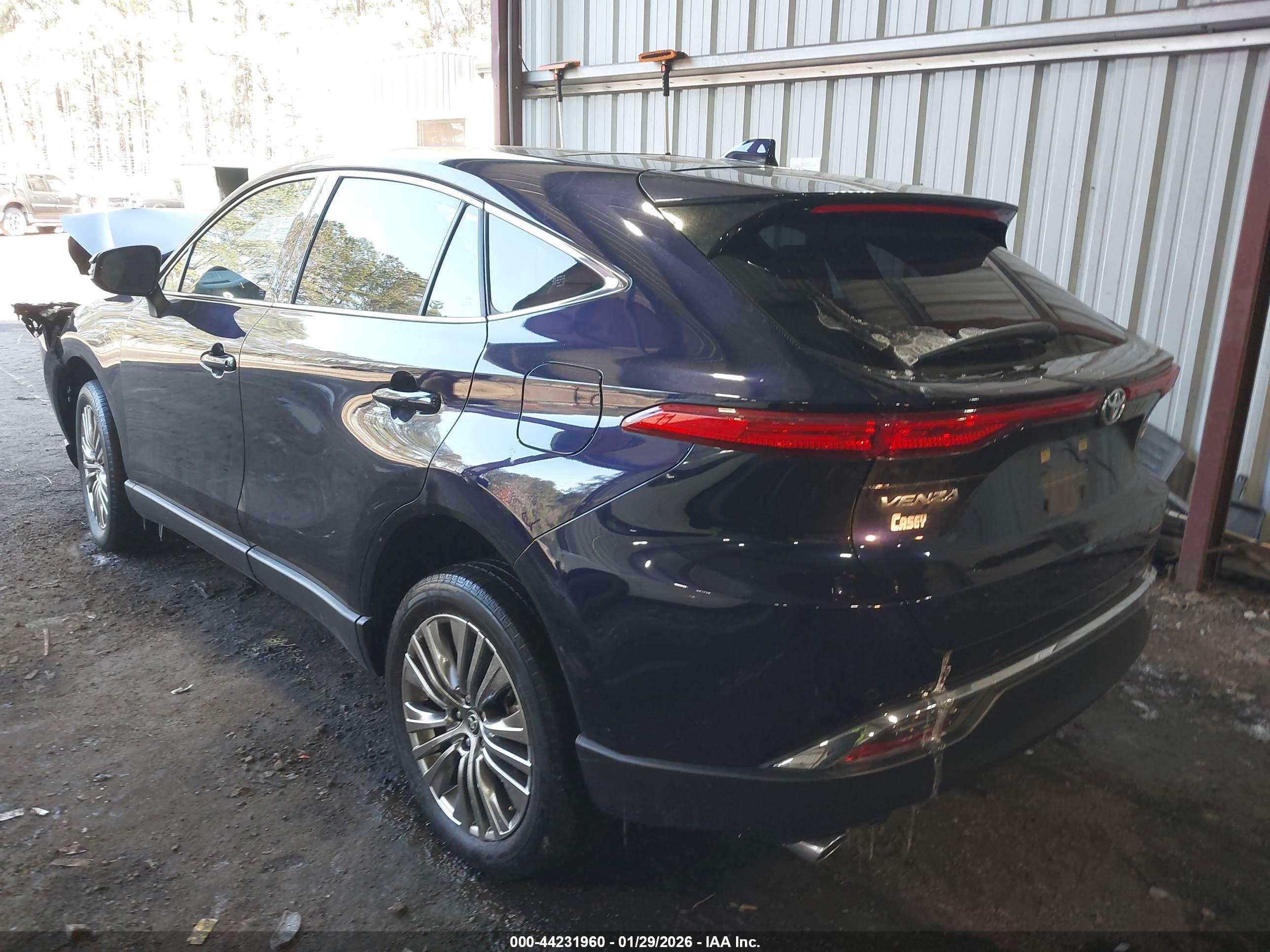 TOYOTA VENZA image 3