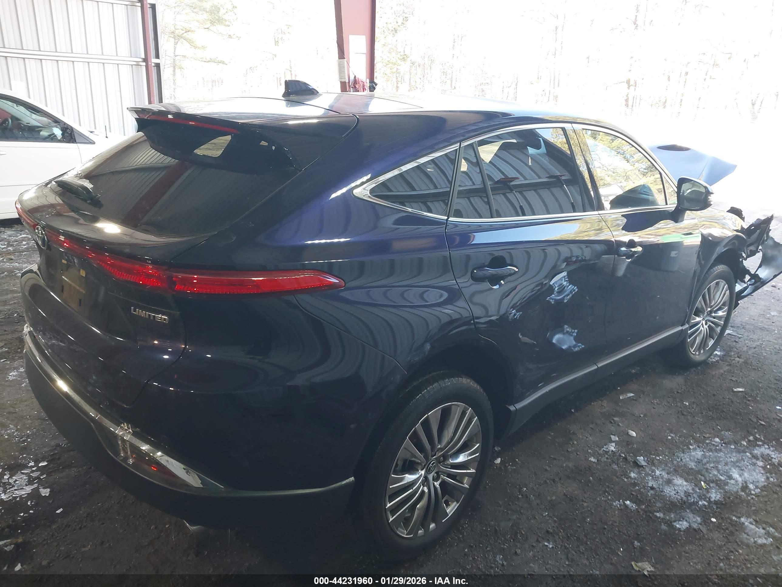 TOYOTA VENZA image 4