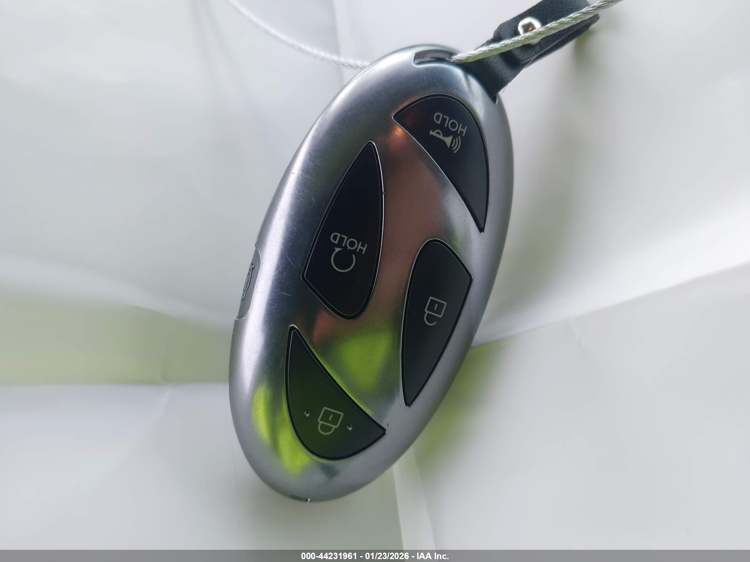 HYUNDAI ELANTRA image 11