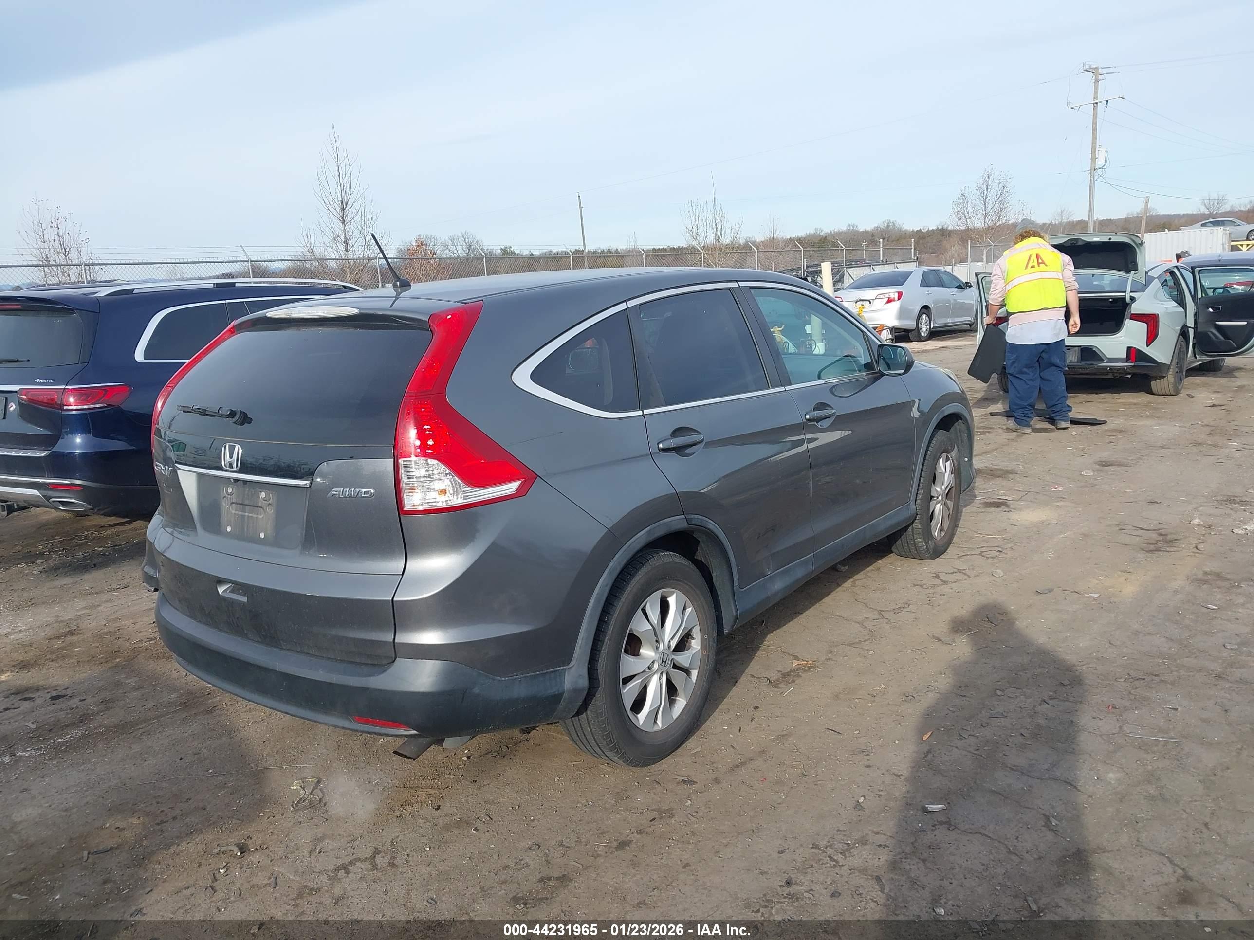 HONDA CR-V image 4