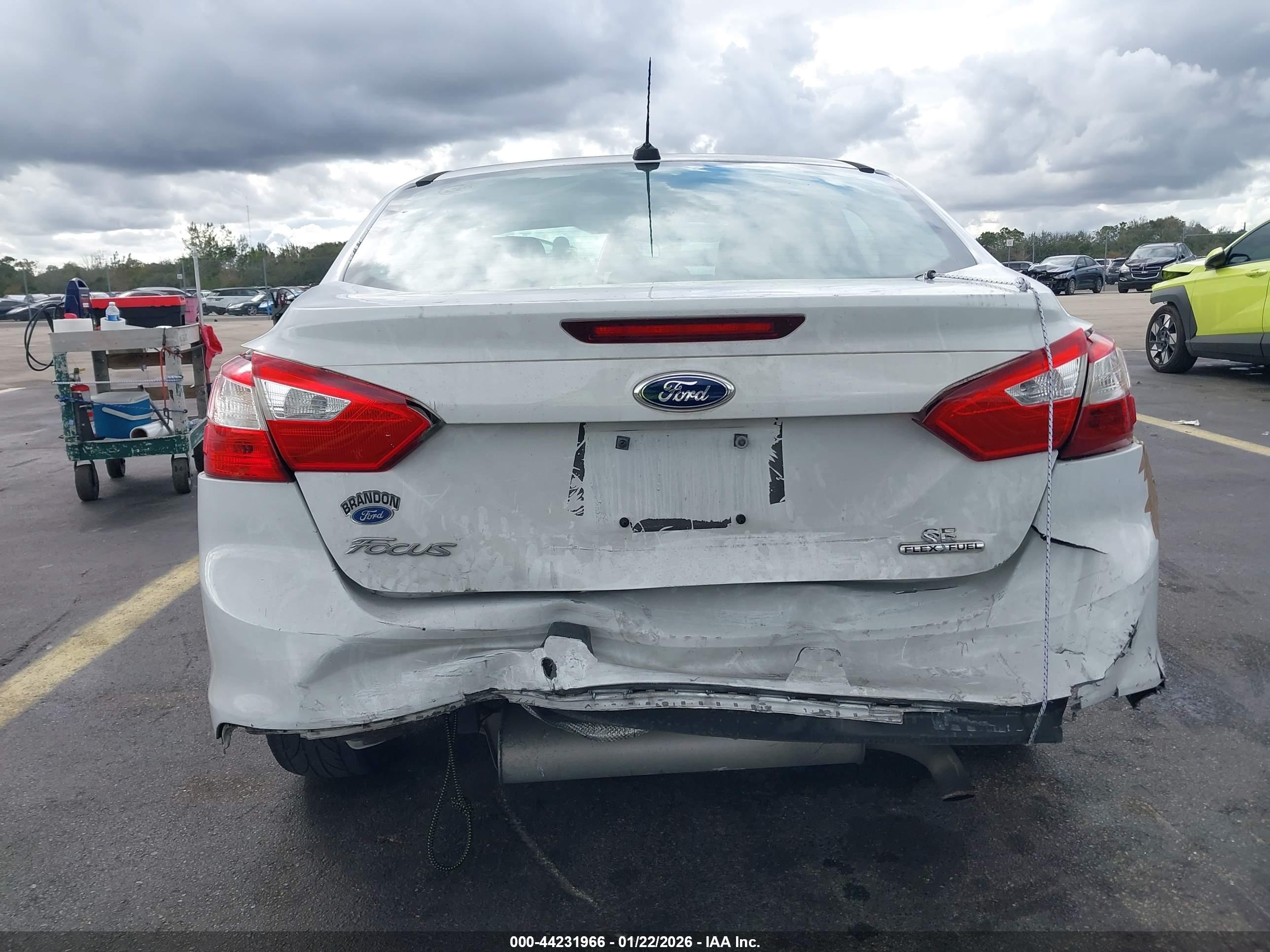 FORD FOCUS image 6