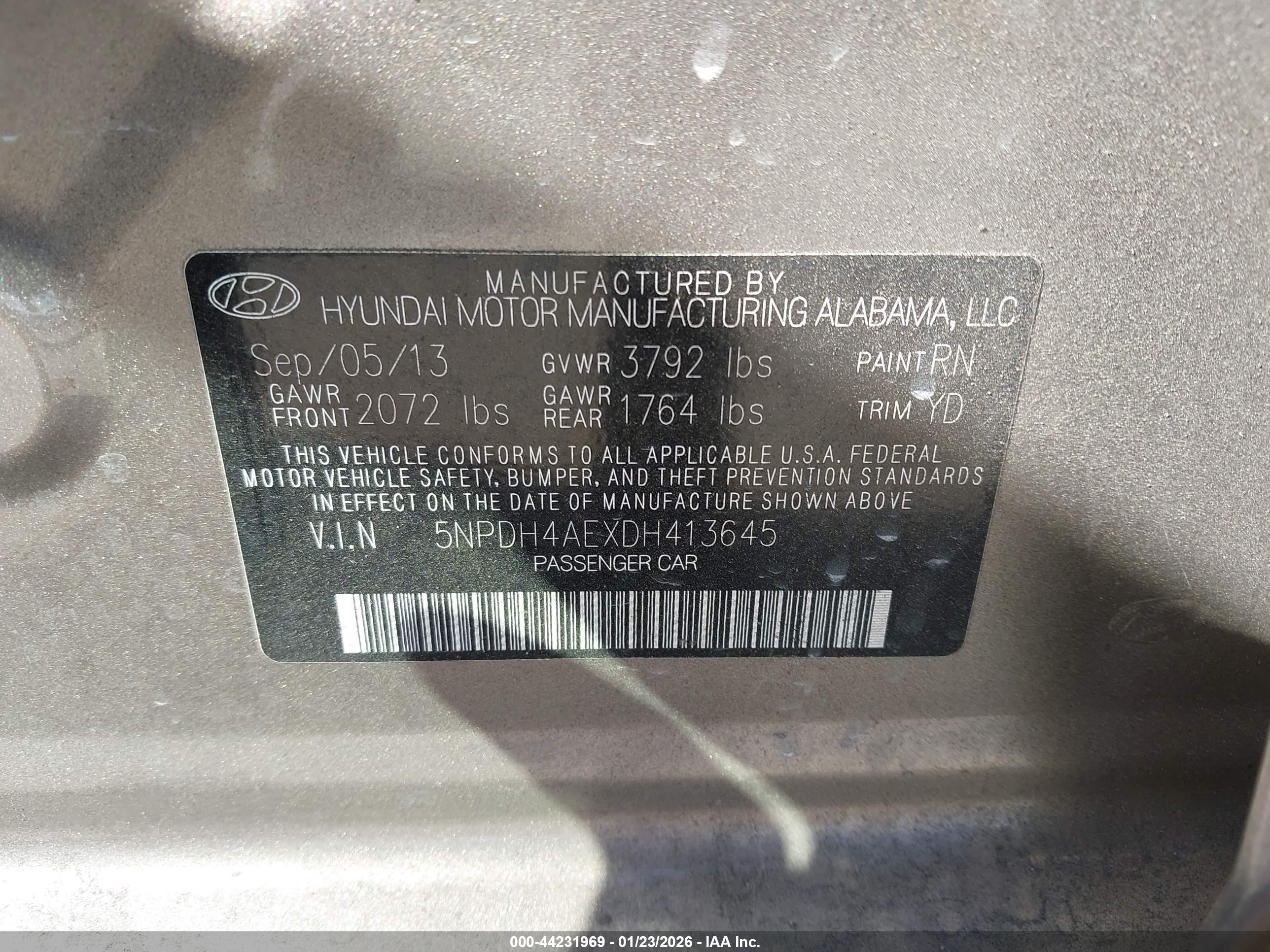 HYUNDAI ELANTRA image 9