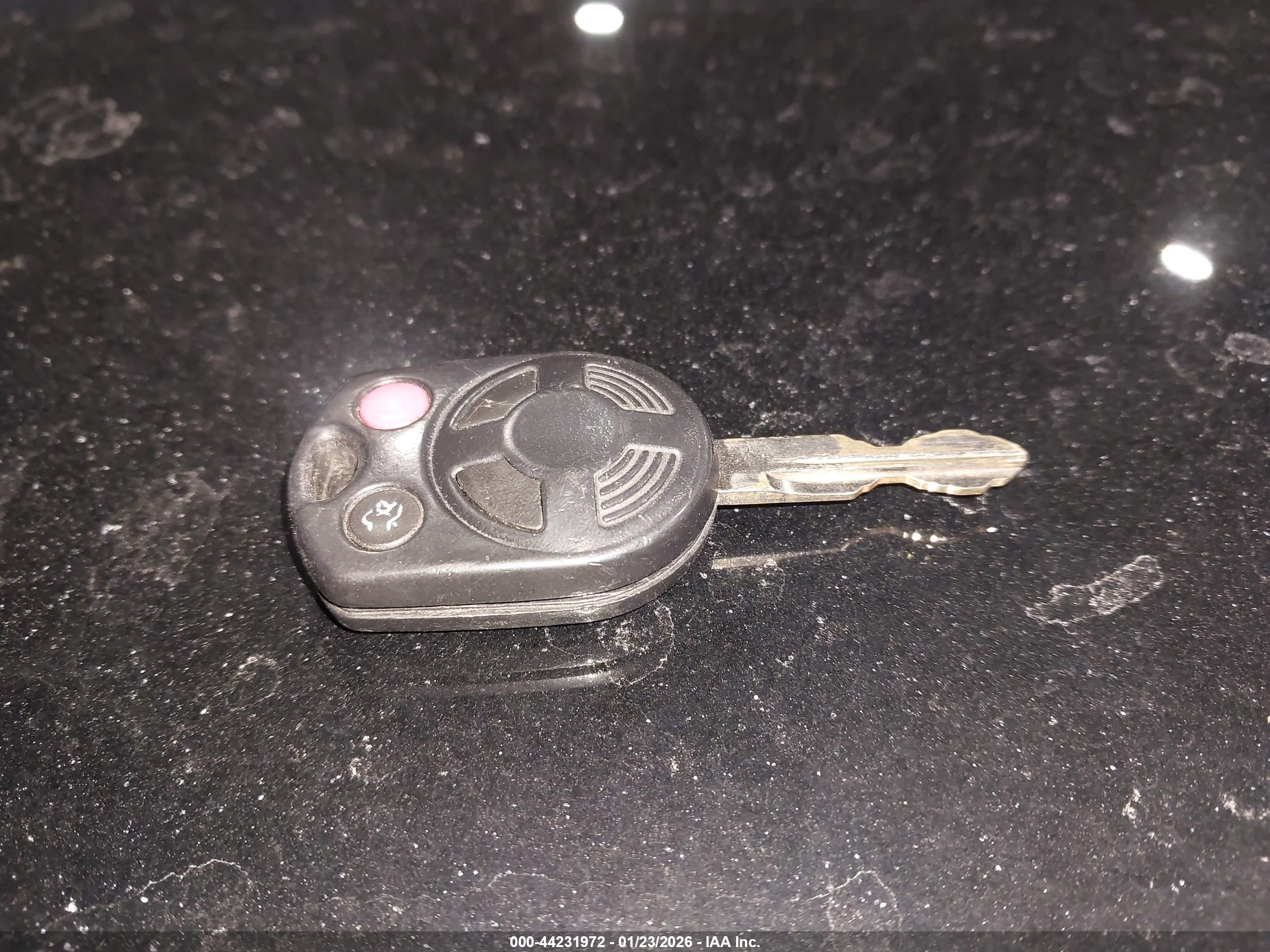 FORD EXPEDITION image 11