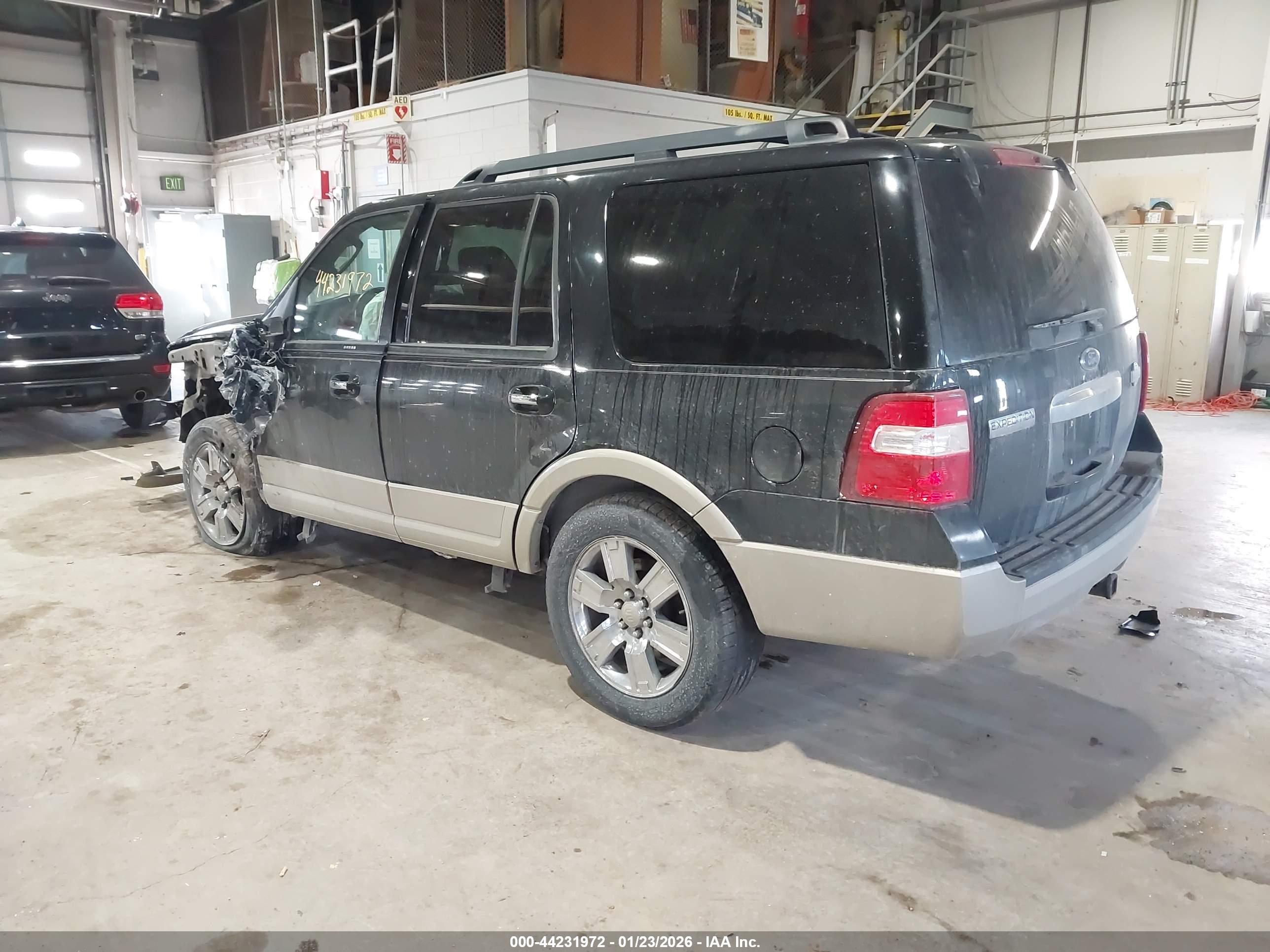 FORD EXPEDITION image 3
