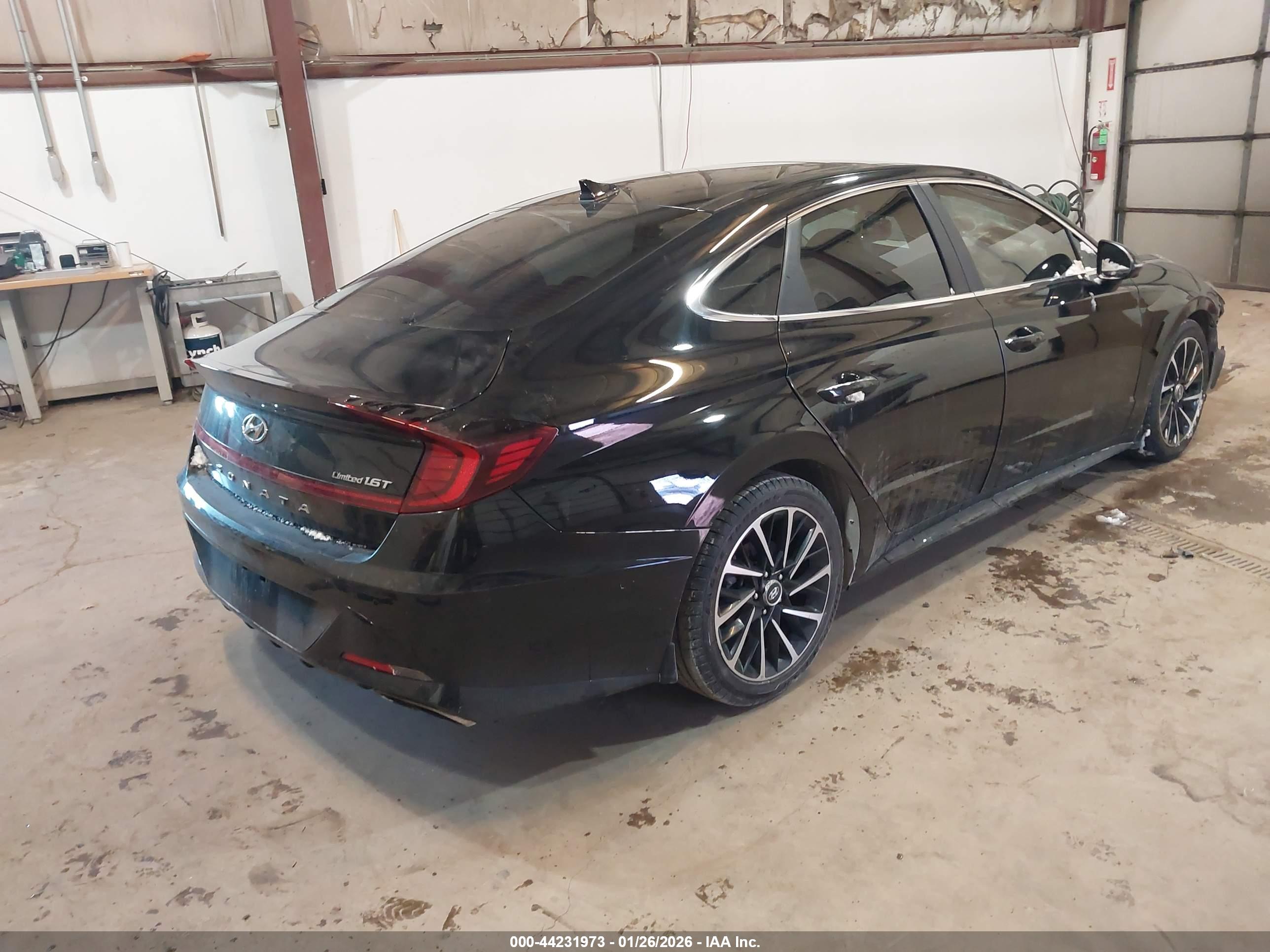 HYUNDAI SONATA image 4