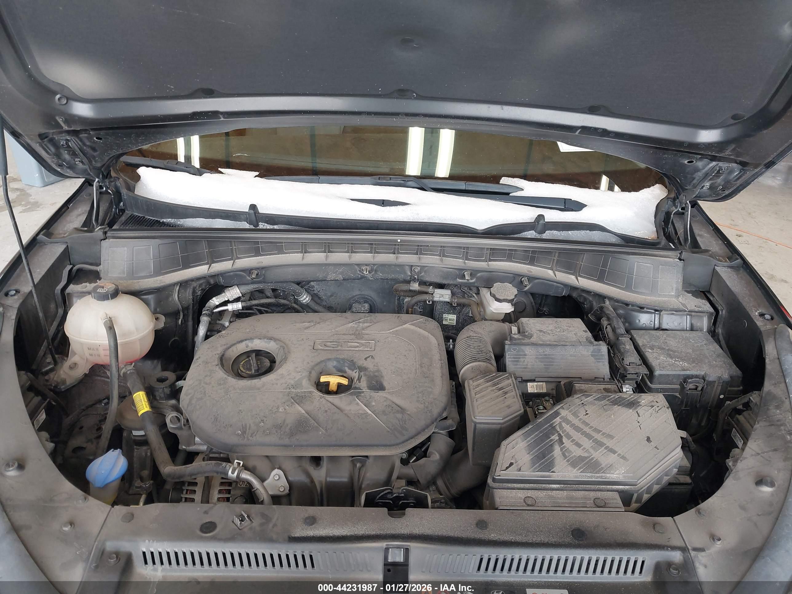 HYUNDAI TUCSON image 10