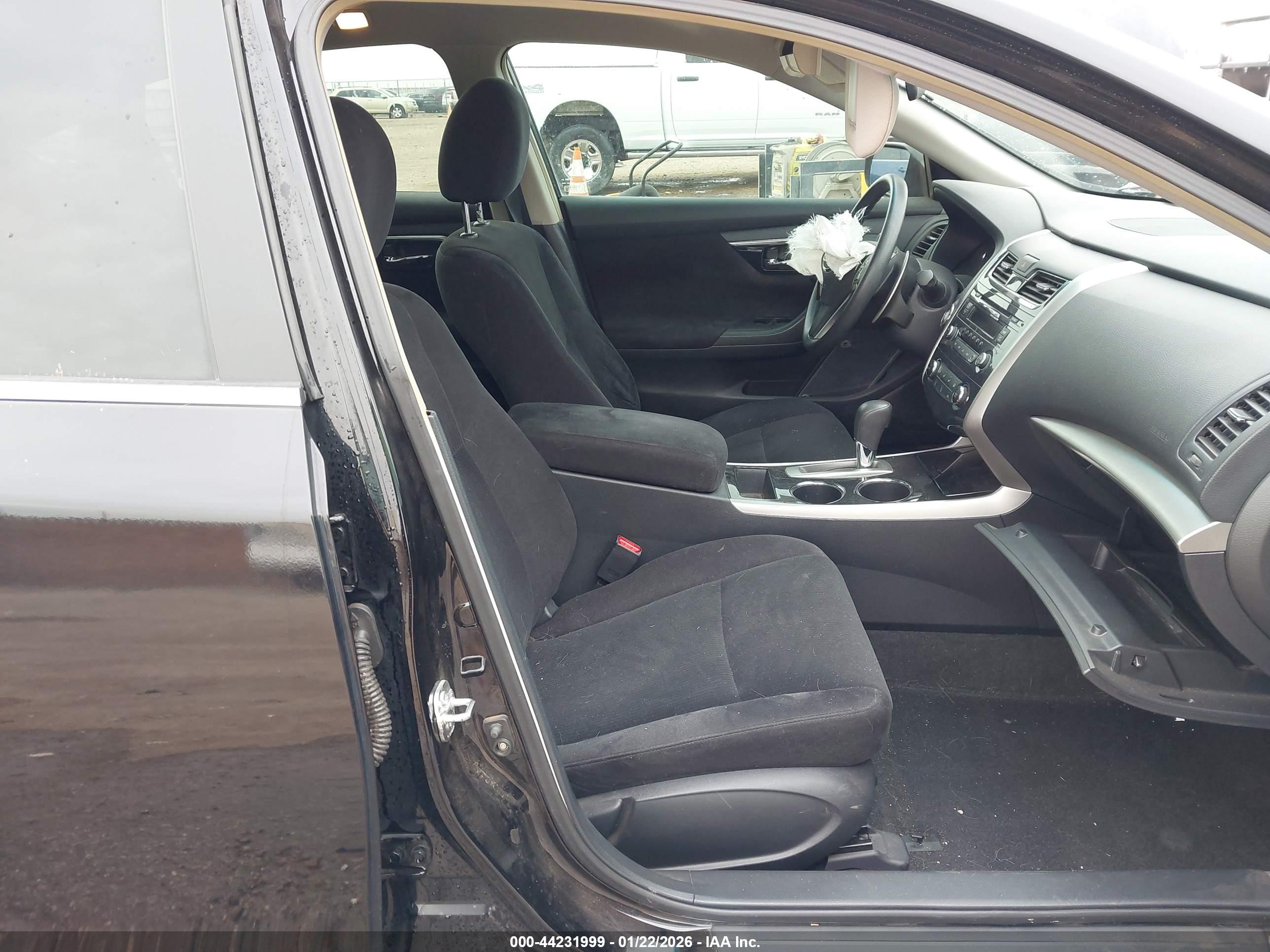 NISSAN ALTIMA image 5