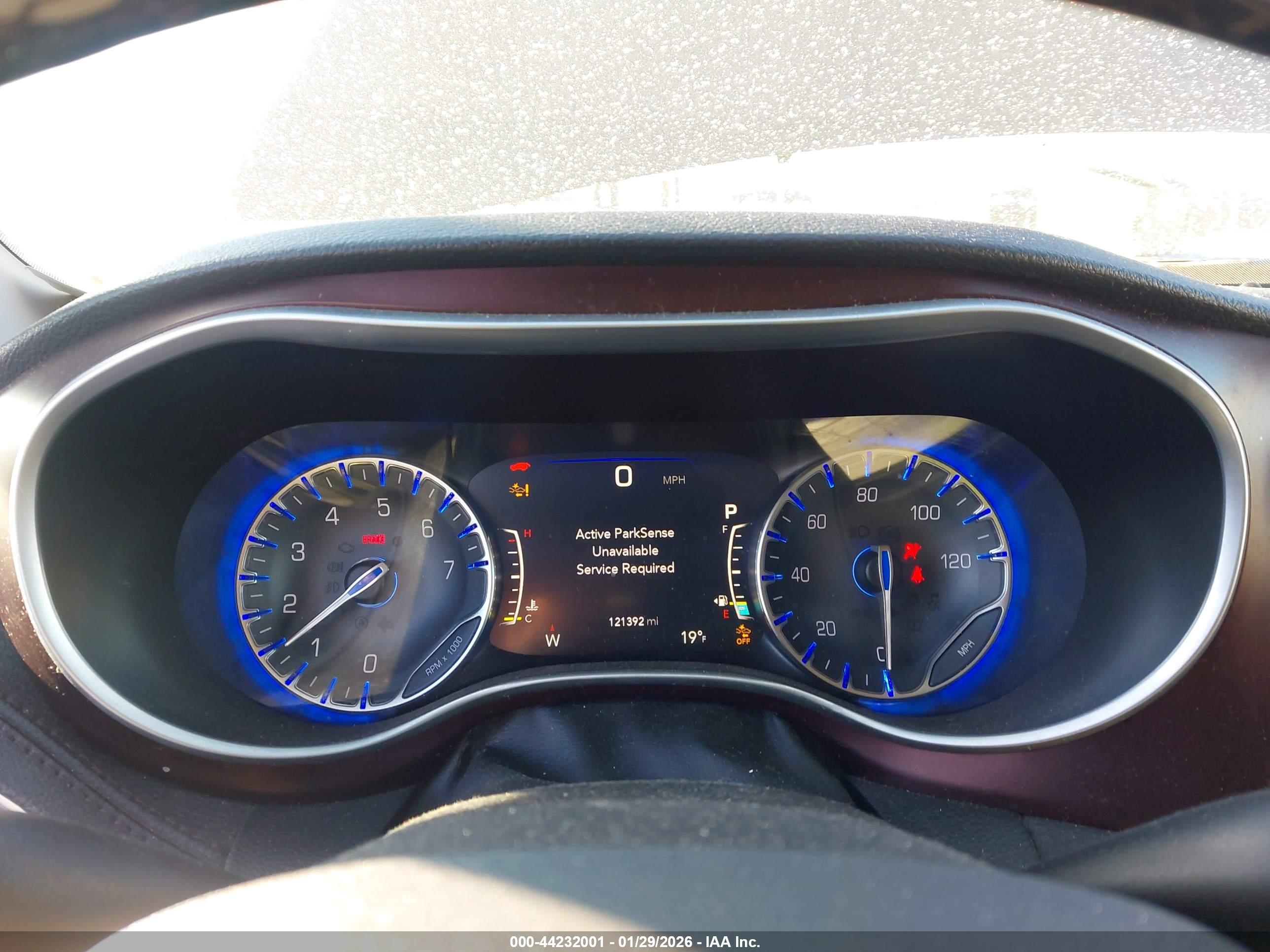 CHRYSLER PACIFICA image 7